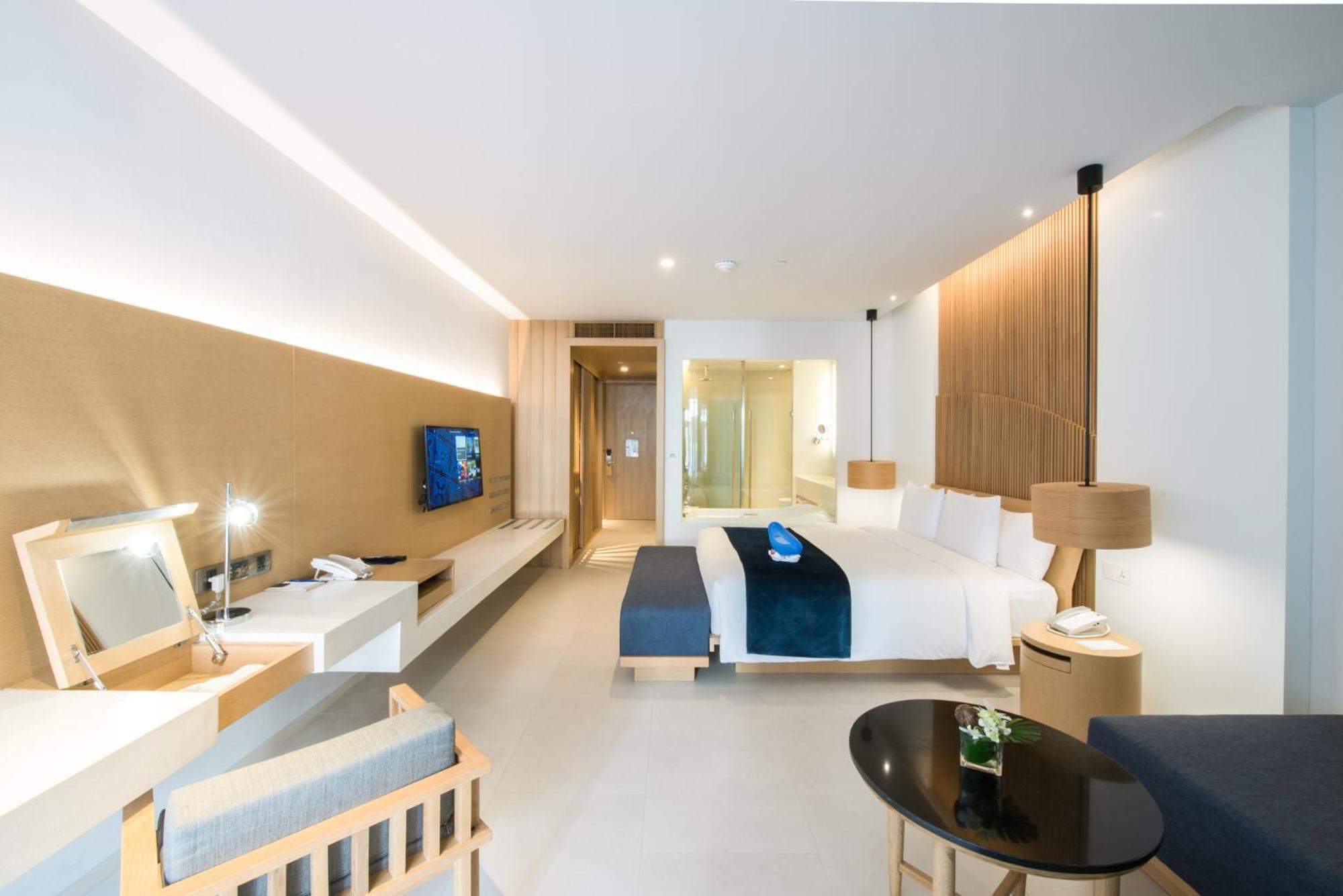 Deluxe Double Room with Pool Access photo 1