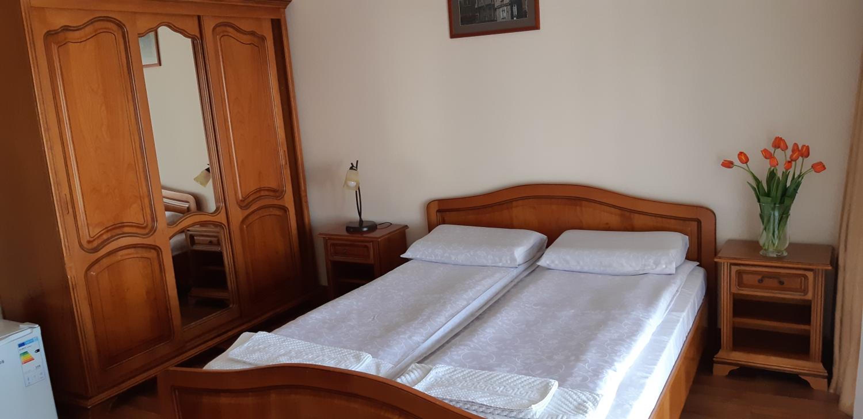 Double Room - Photo 19