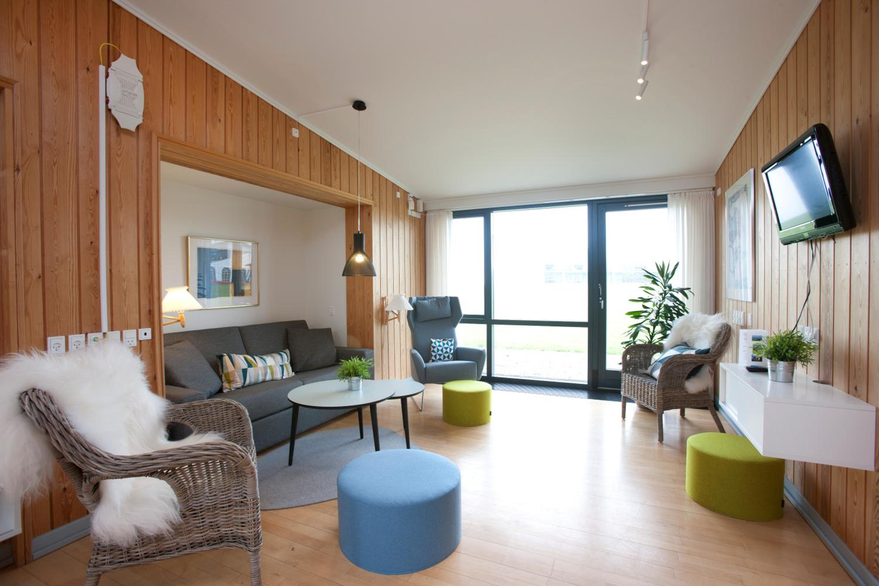 Two-Bedroom Apartment - Photo 8