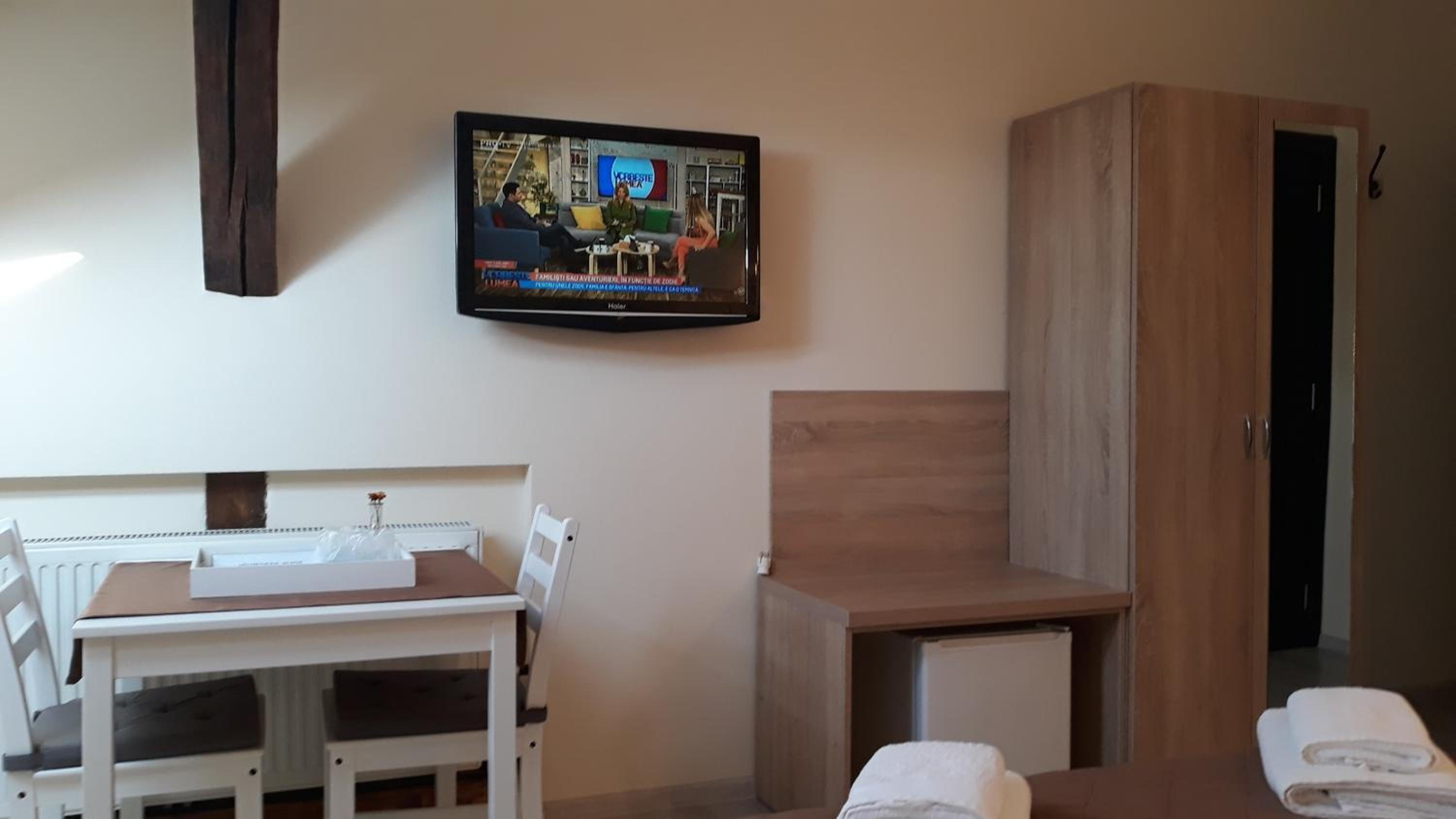 Classic Triple Room - Photo 6