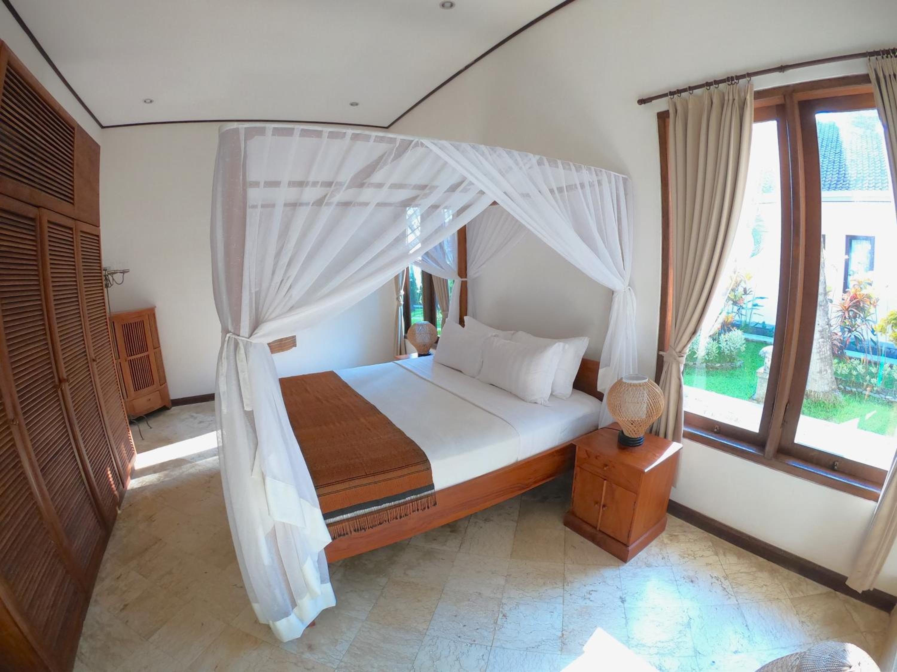 Three-Bedroom Villa - Photo 66