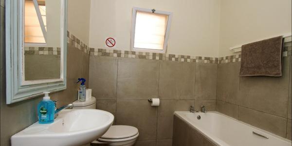 Classic Apartment - Photo 4