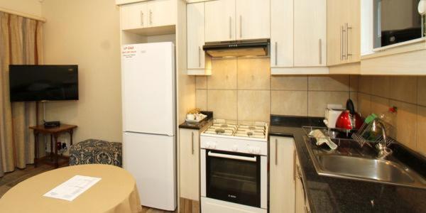 Classic Apartment - Photo 5