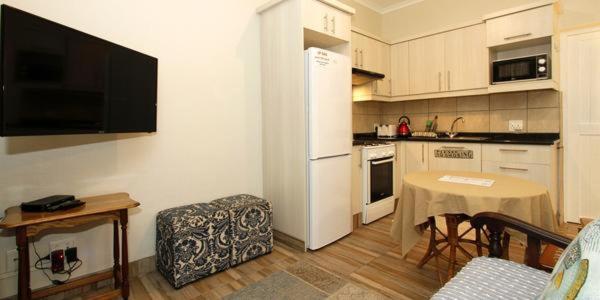 Classic Apartment - Photo 2
