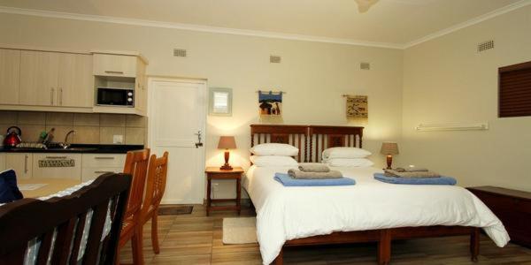 Classic Apartment - Photo 13
