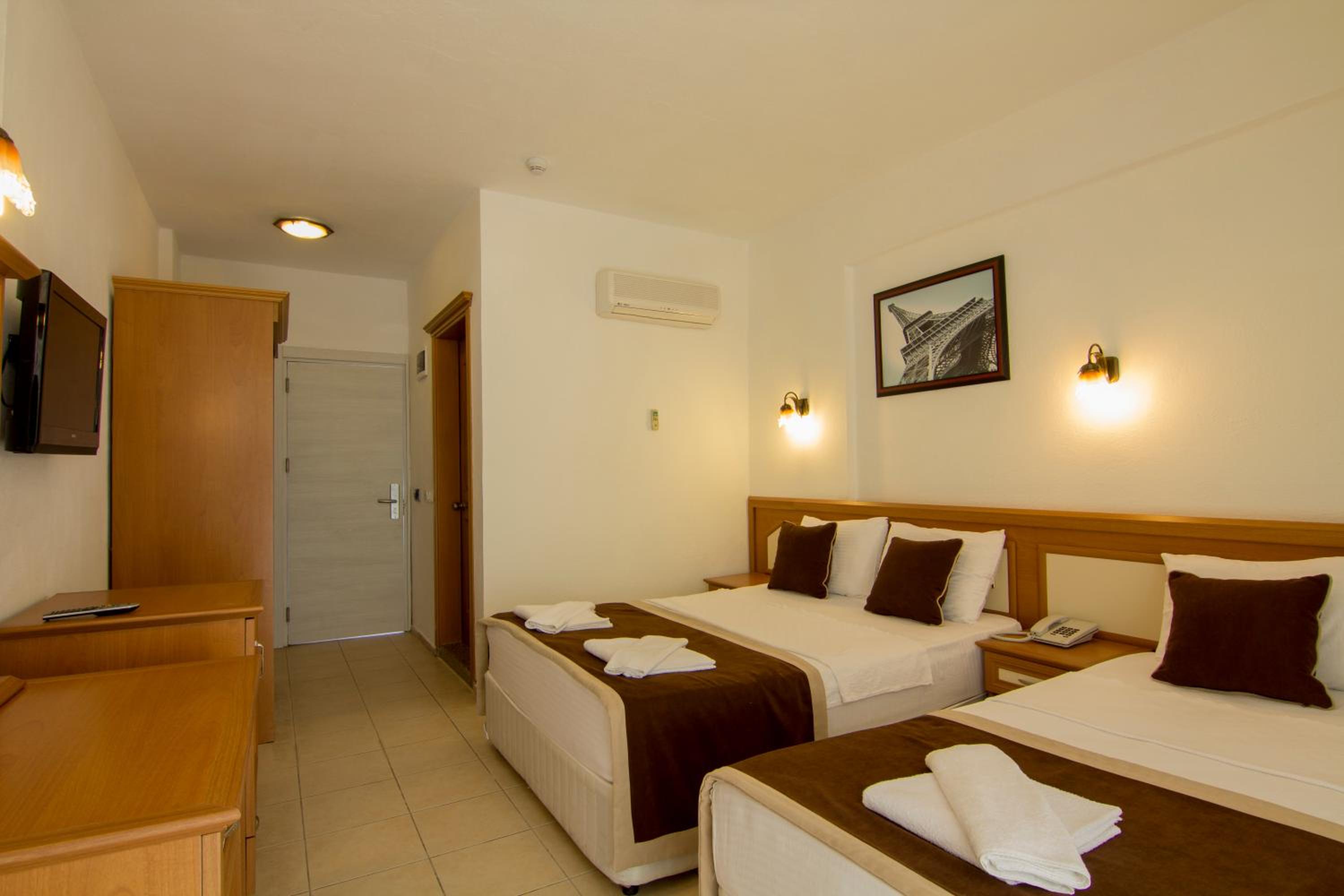 Triple Room photo 3