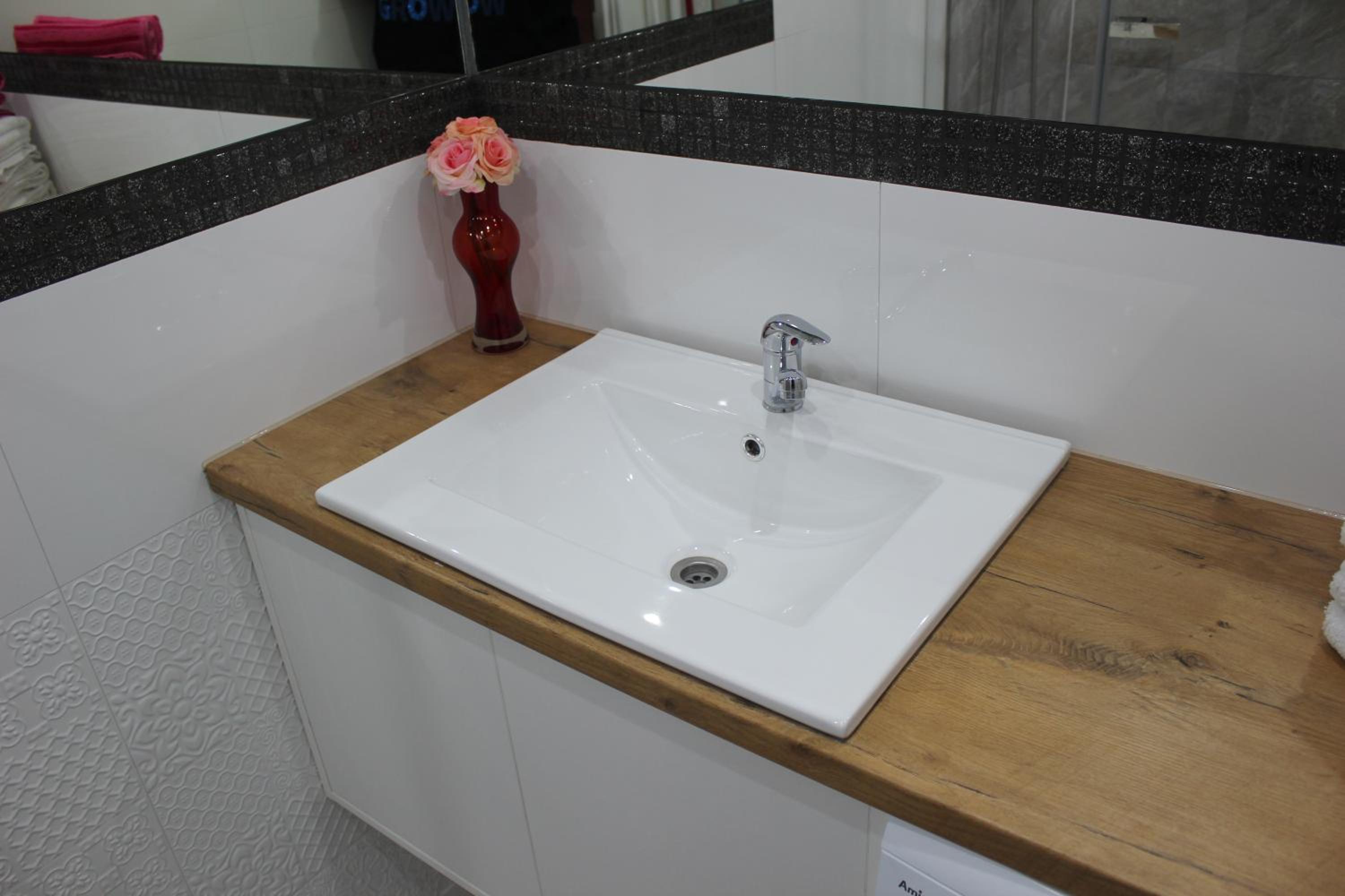 Apartment - Photo 15