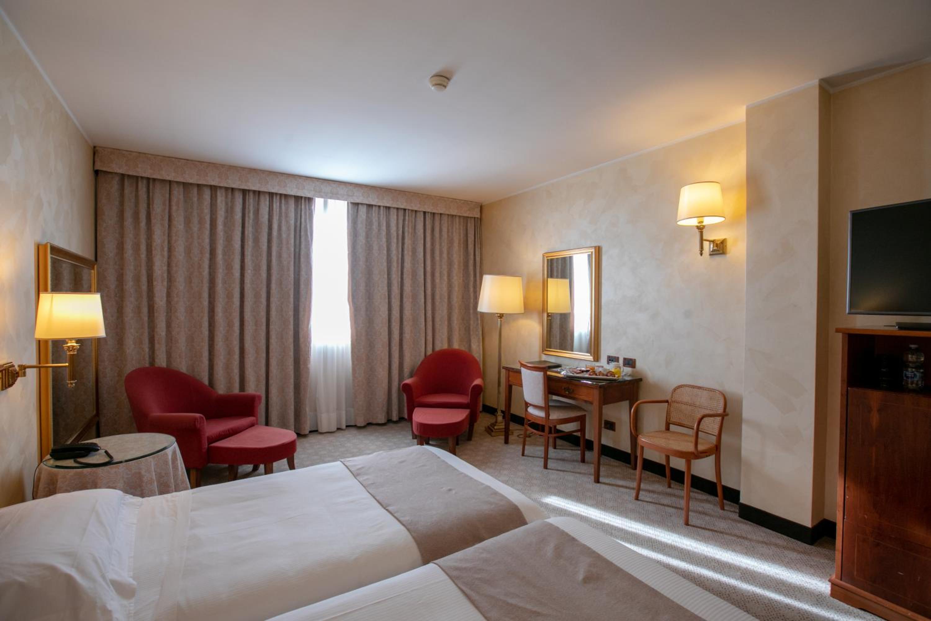 Triple Room - Photo 1