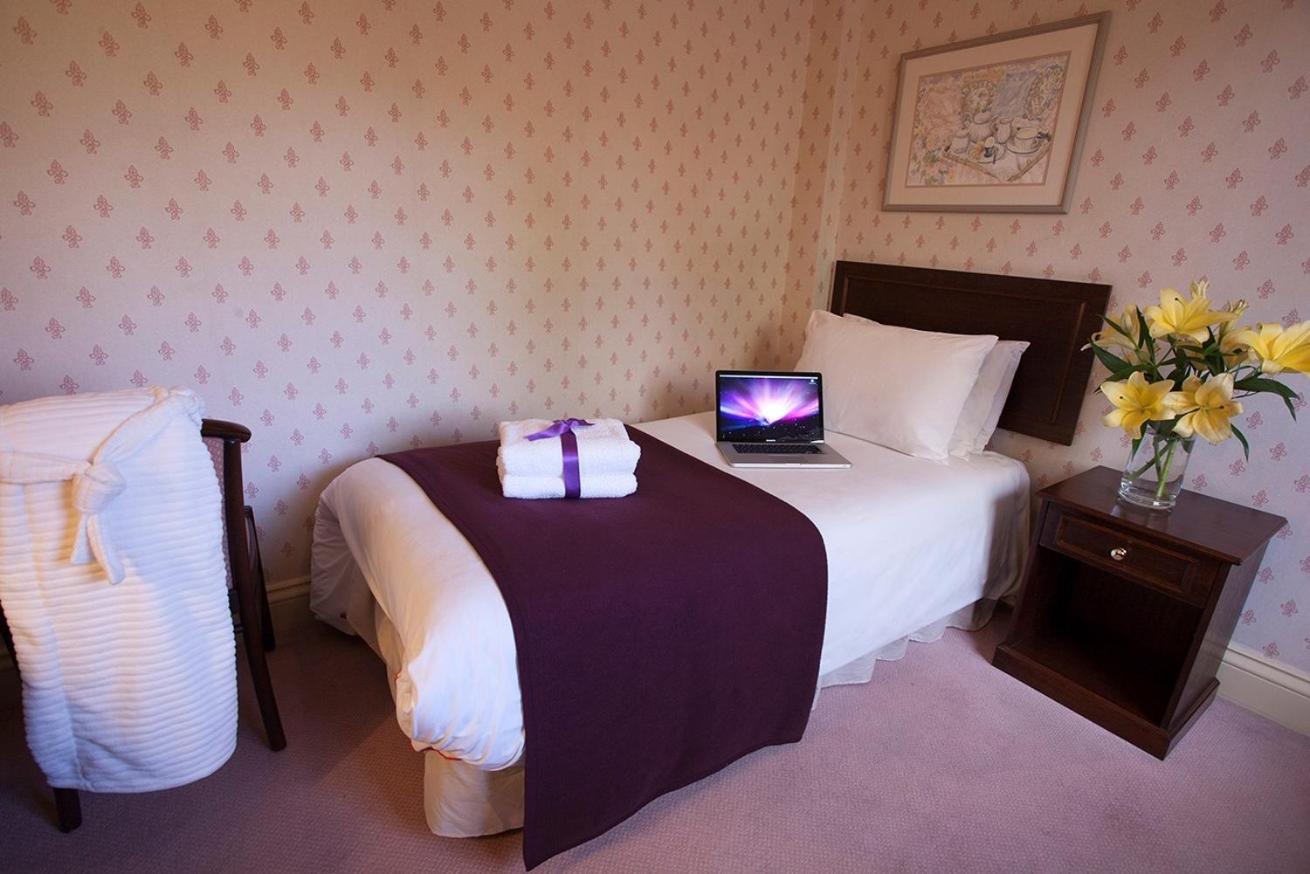 Single Room photo 2