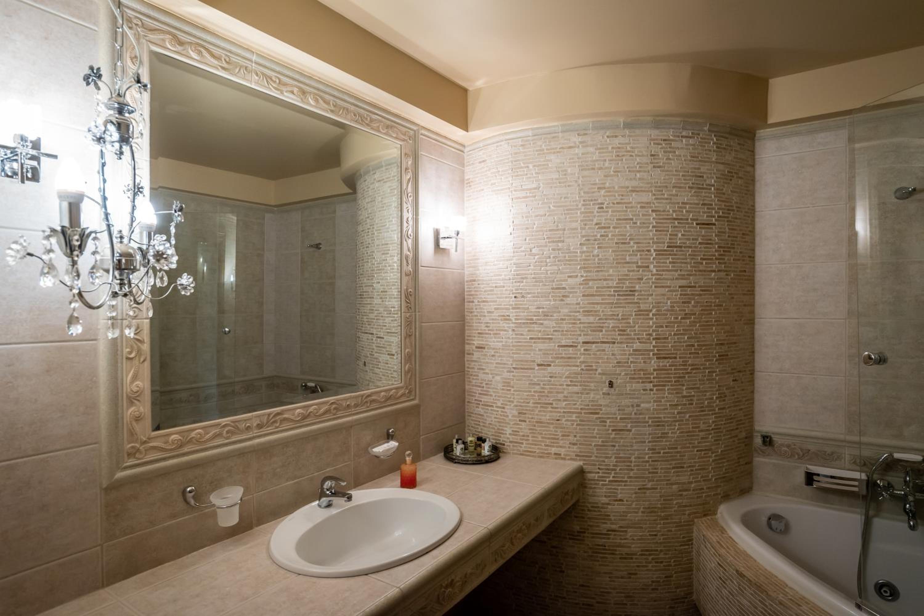 Superior Suite photo 3