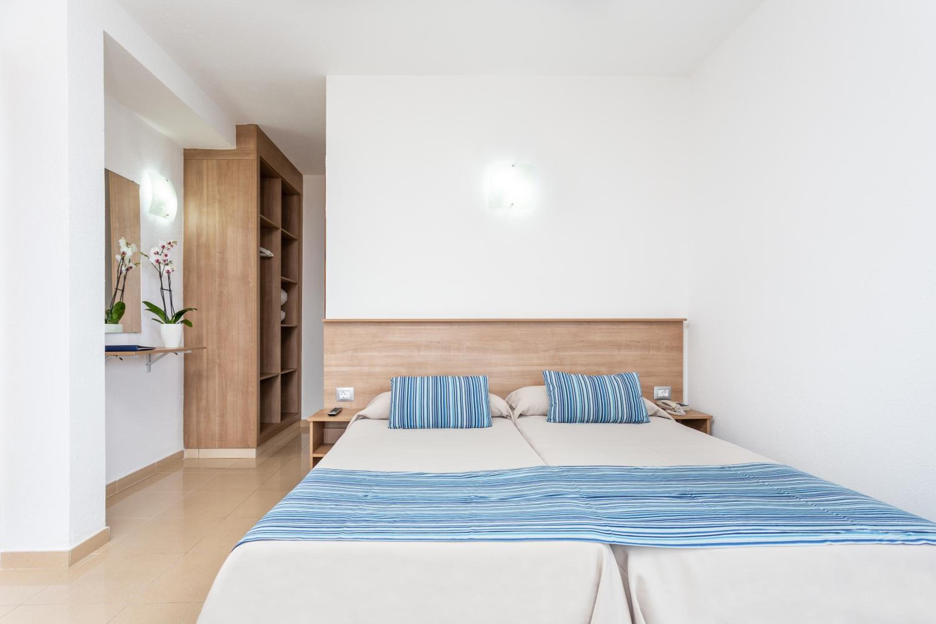 Habitación Triple (3 Adultos)