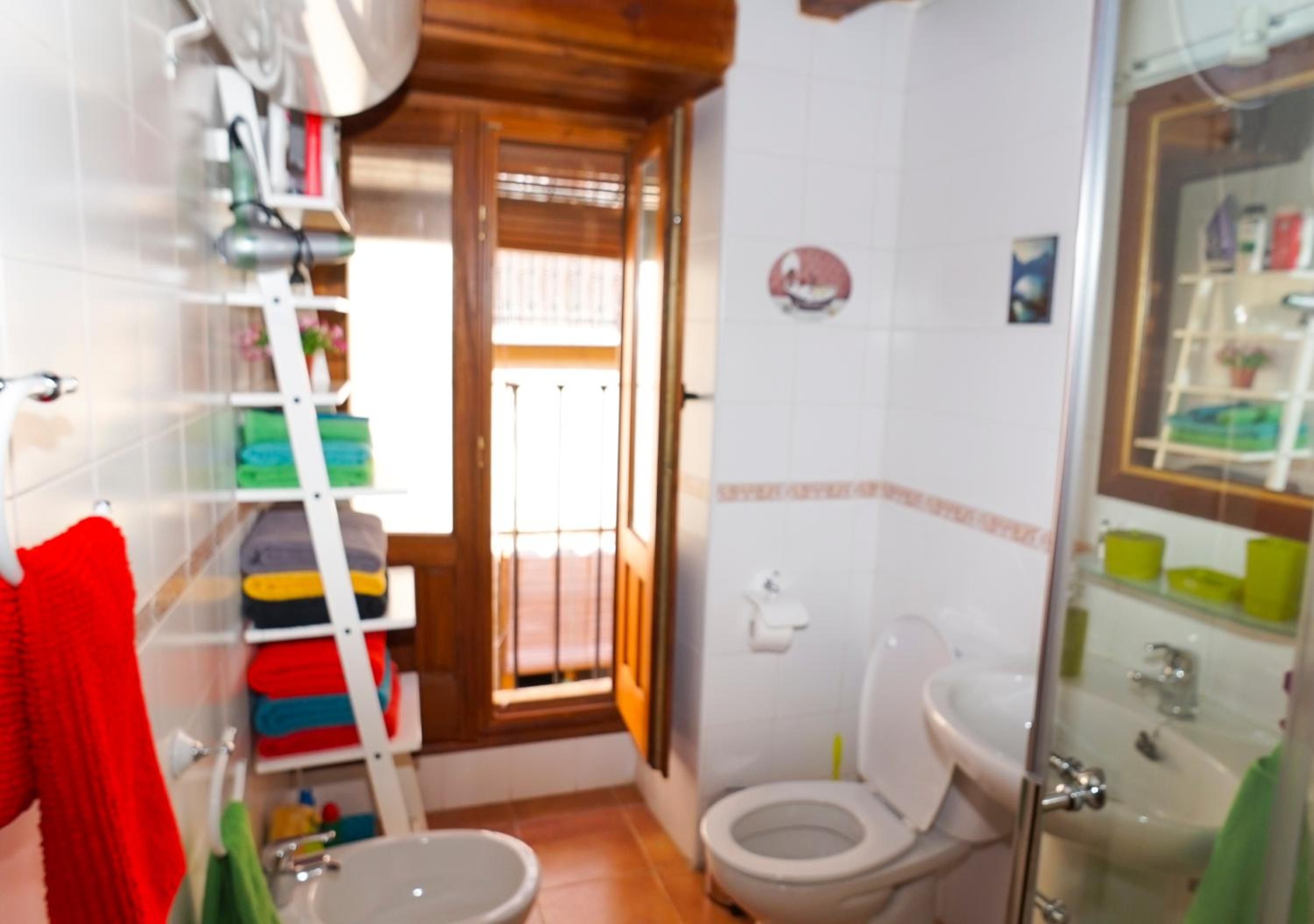 Apartment with Terrace - Photo 27