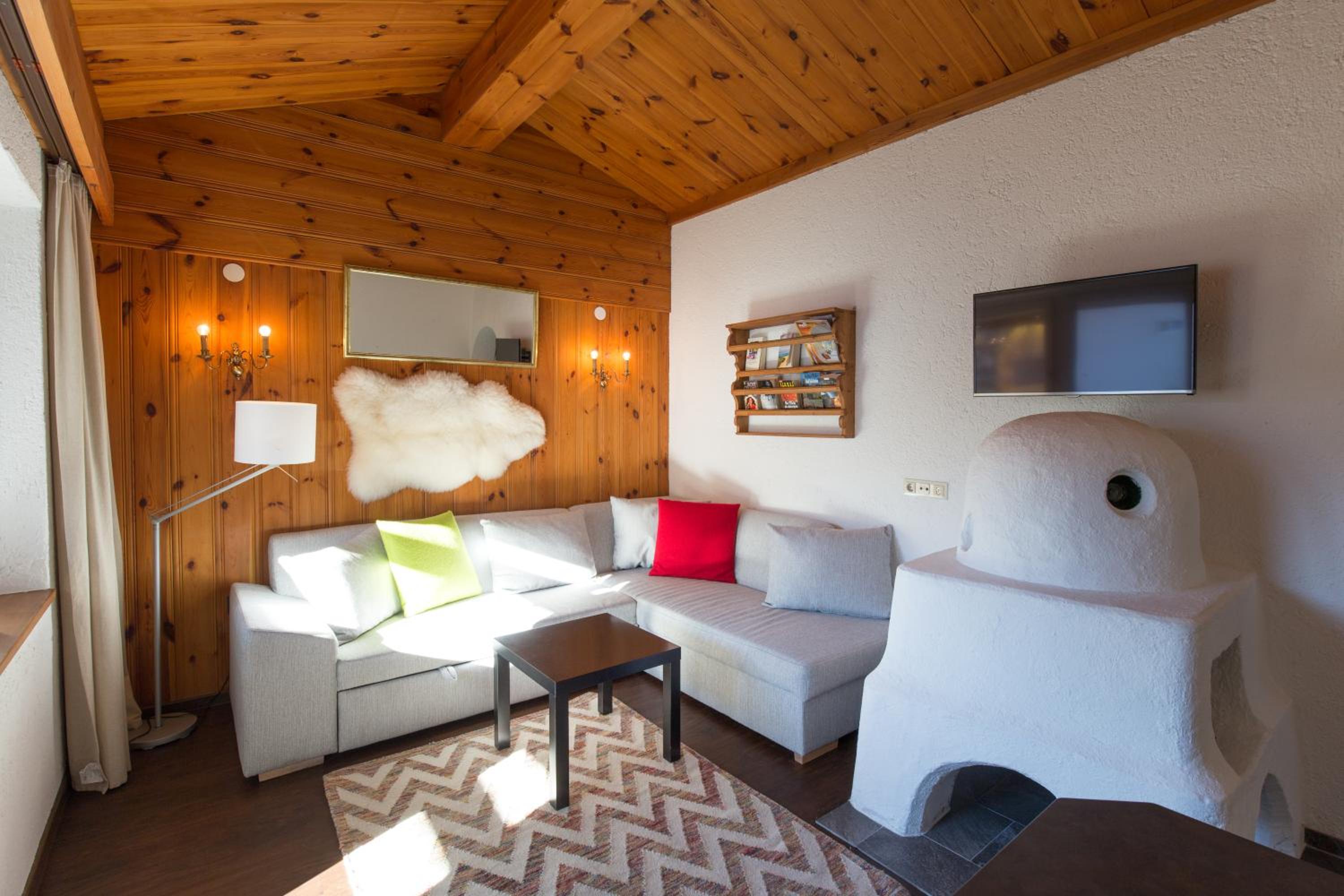 Family Room with Balcony photo 1