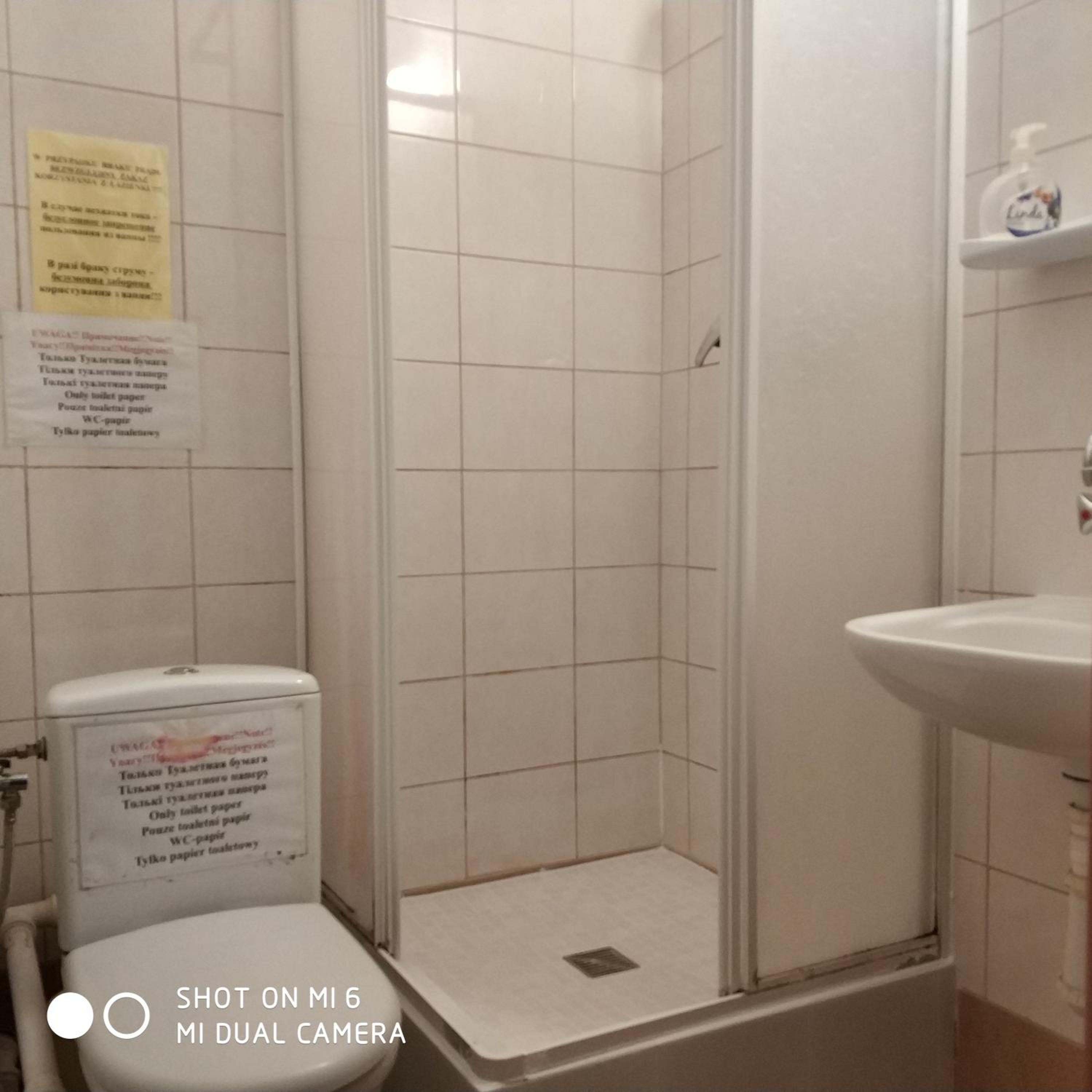 Triple Room with Private Bathroom - Photo 2
