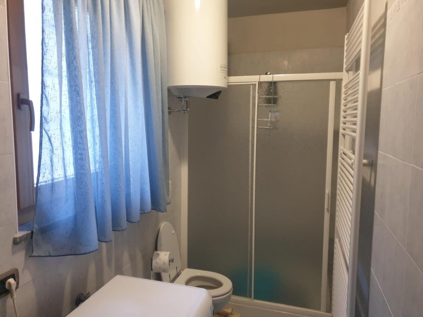 Two-Bedroom Apartment - Photo 7