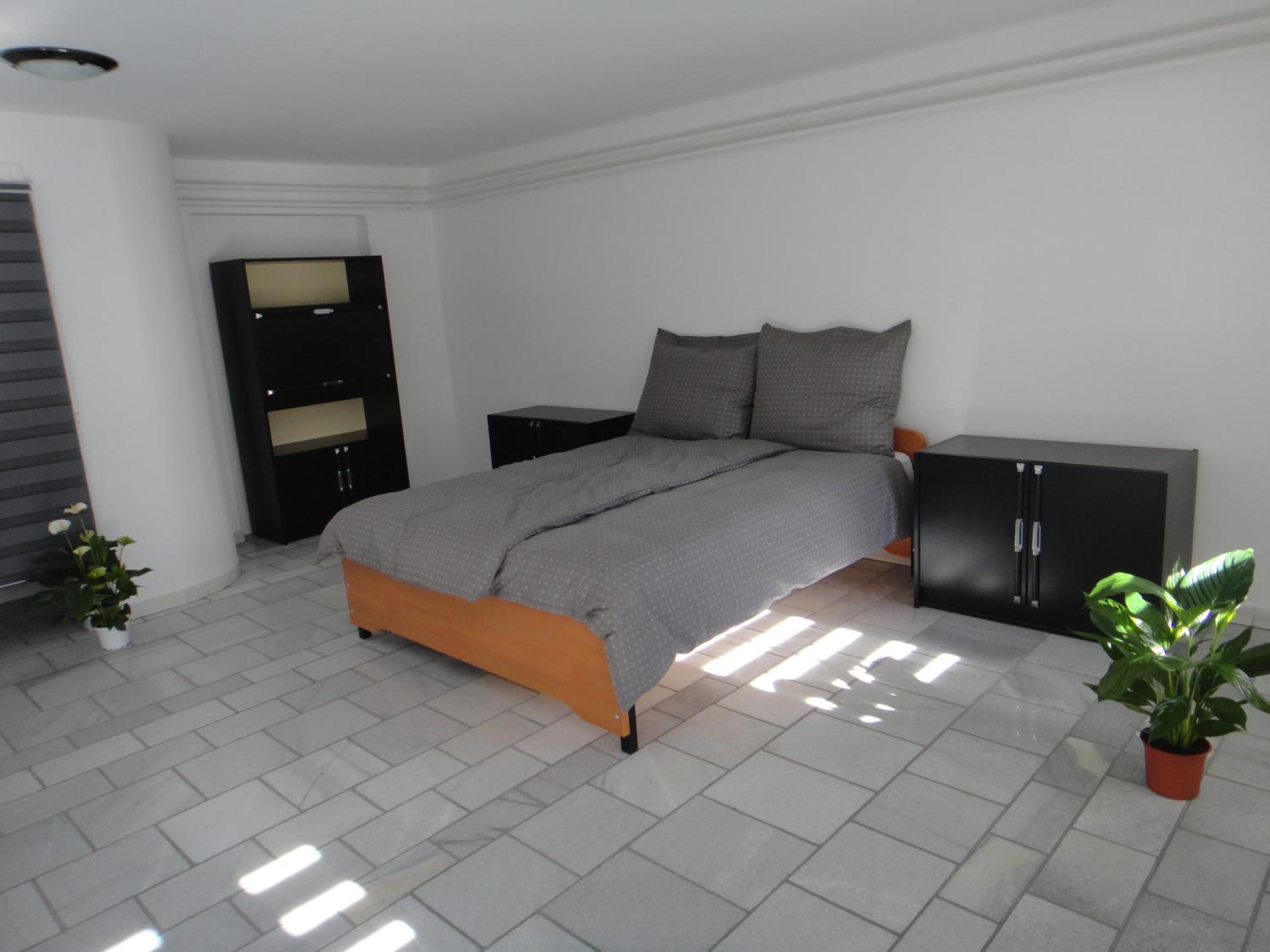 Two-Bedroom Apartment - Photo 6