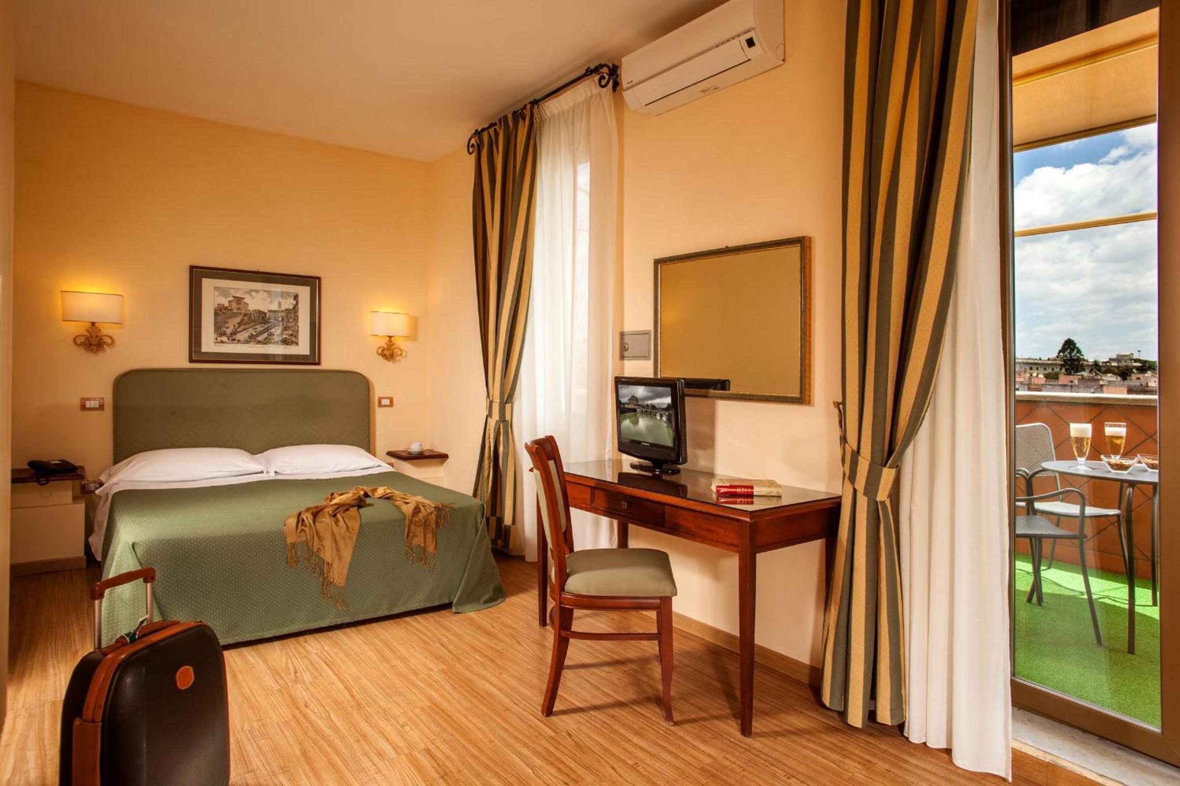 Triple Room photo 1