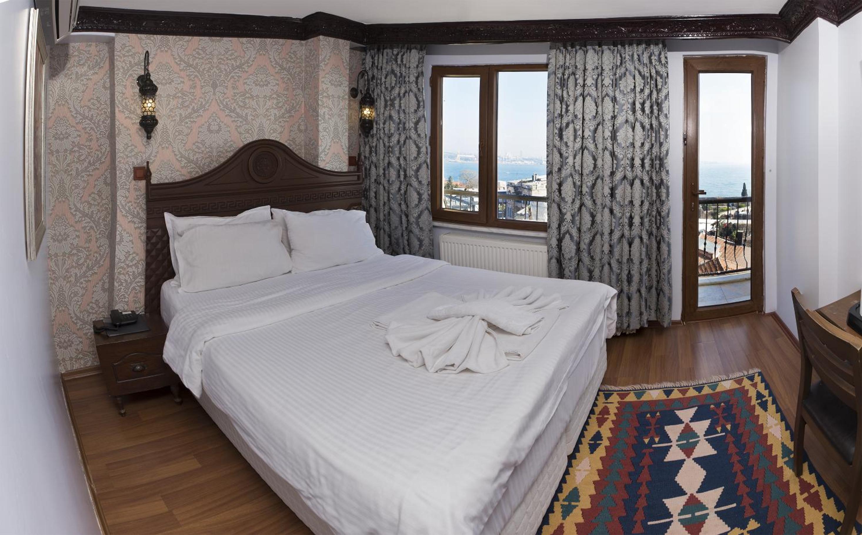 Deluxe Double Room with Sea View photo 1