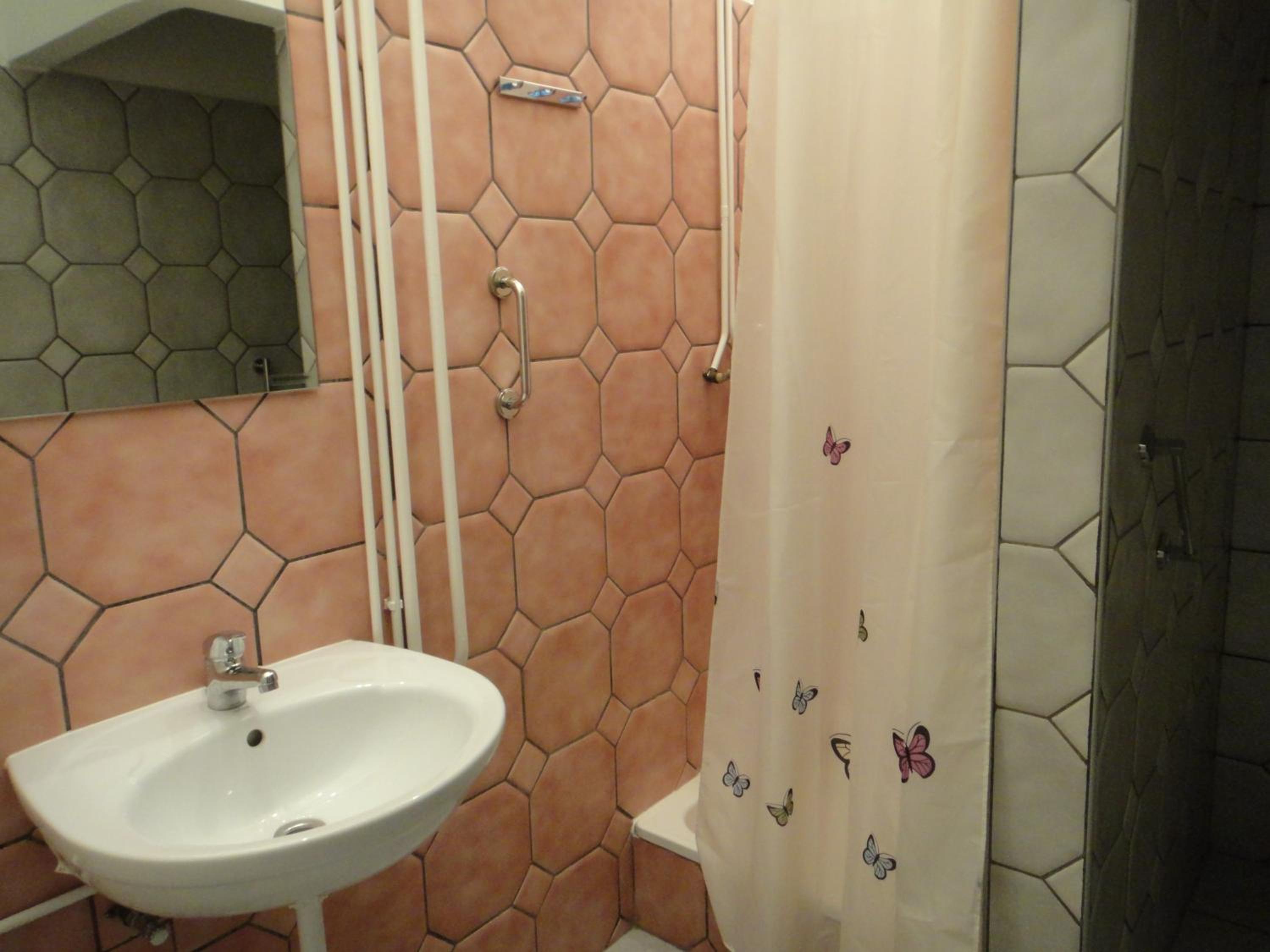 Two-Bedroom Apartment - Photo 13