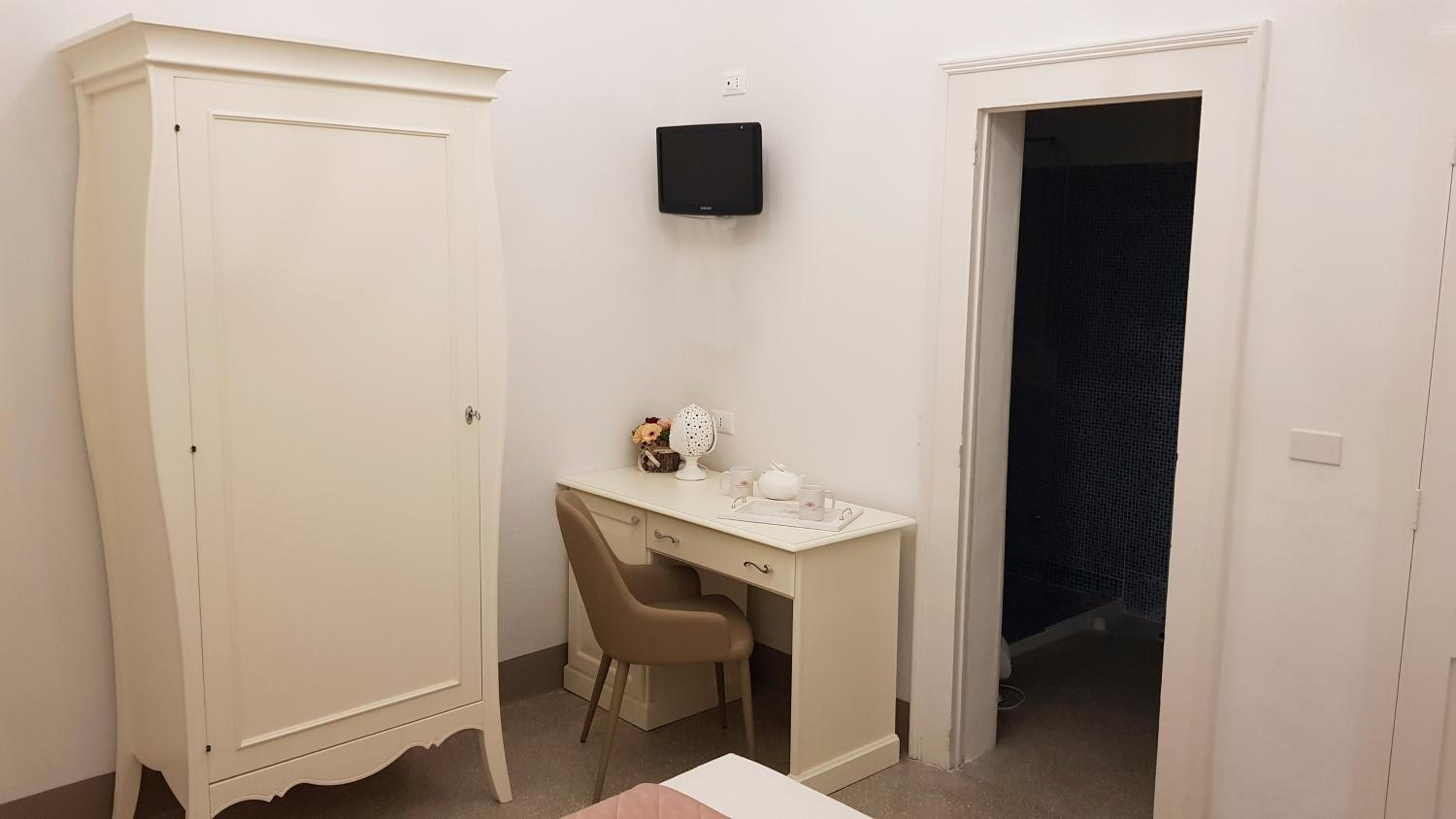 Superior Double Room - Photo 7