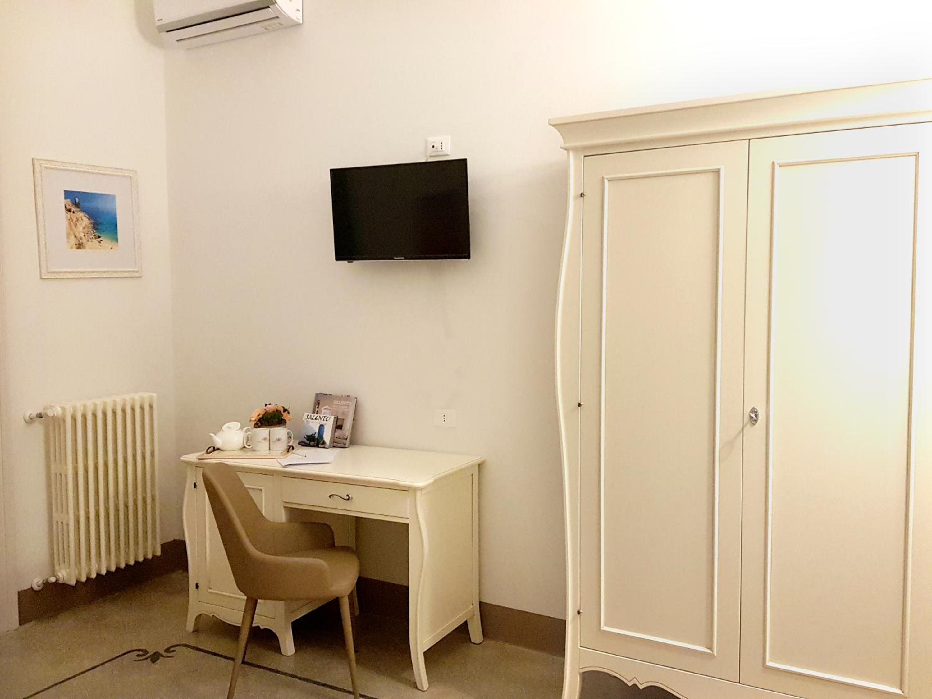 Superior Double Room - Photo 18