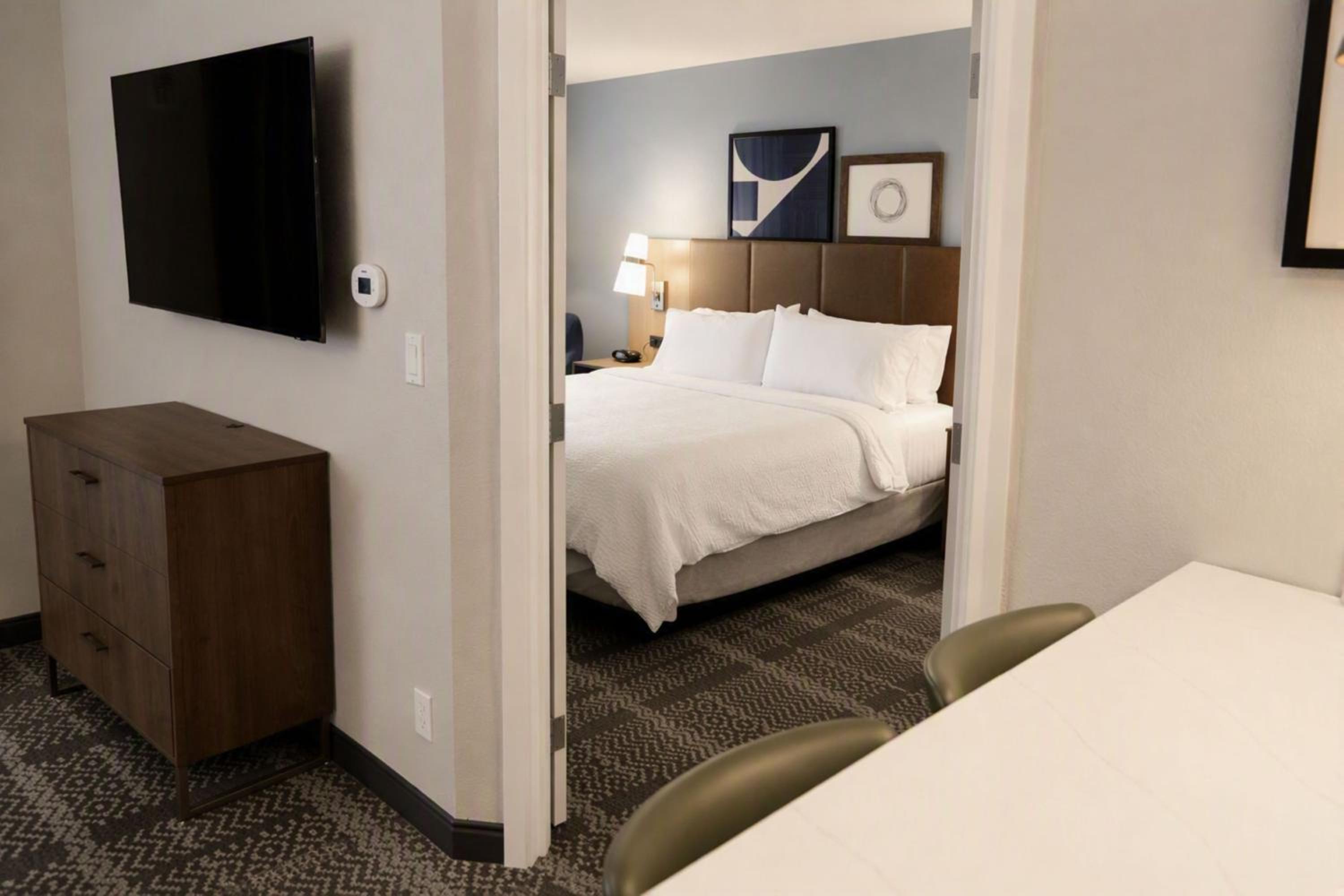 Two-Bedroom Suite - Communications Accessible