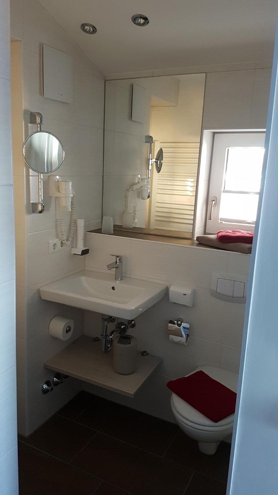 Single Room photo 3