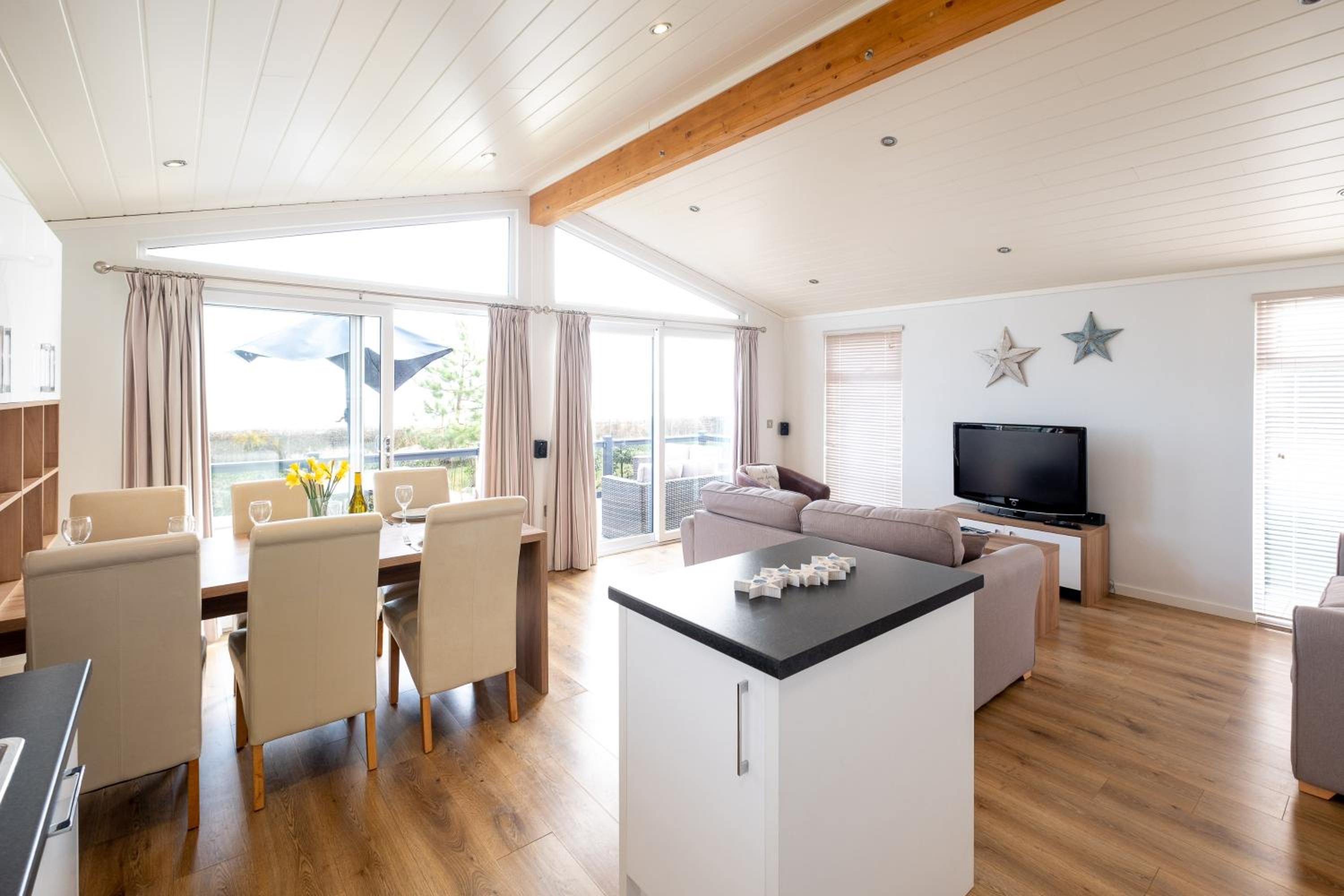 Three-Bedroom House photo 1