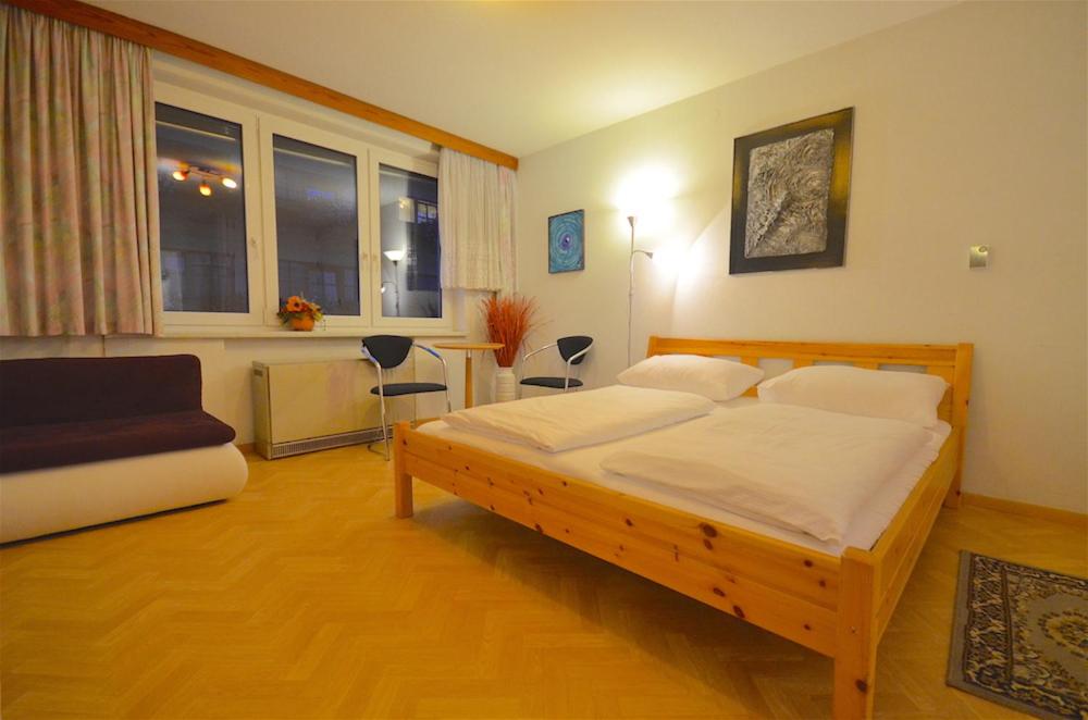 Two-Bedroom Apartment - Photo 4