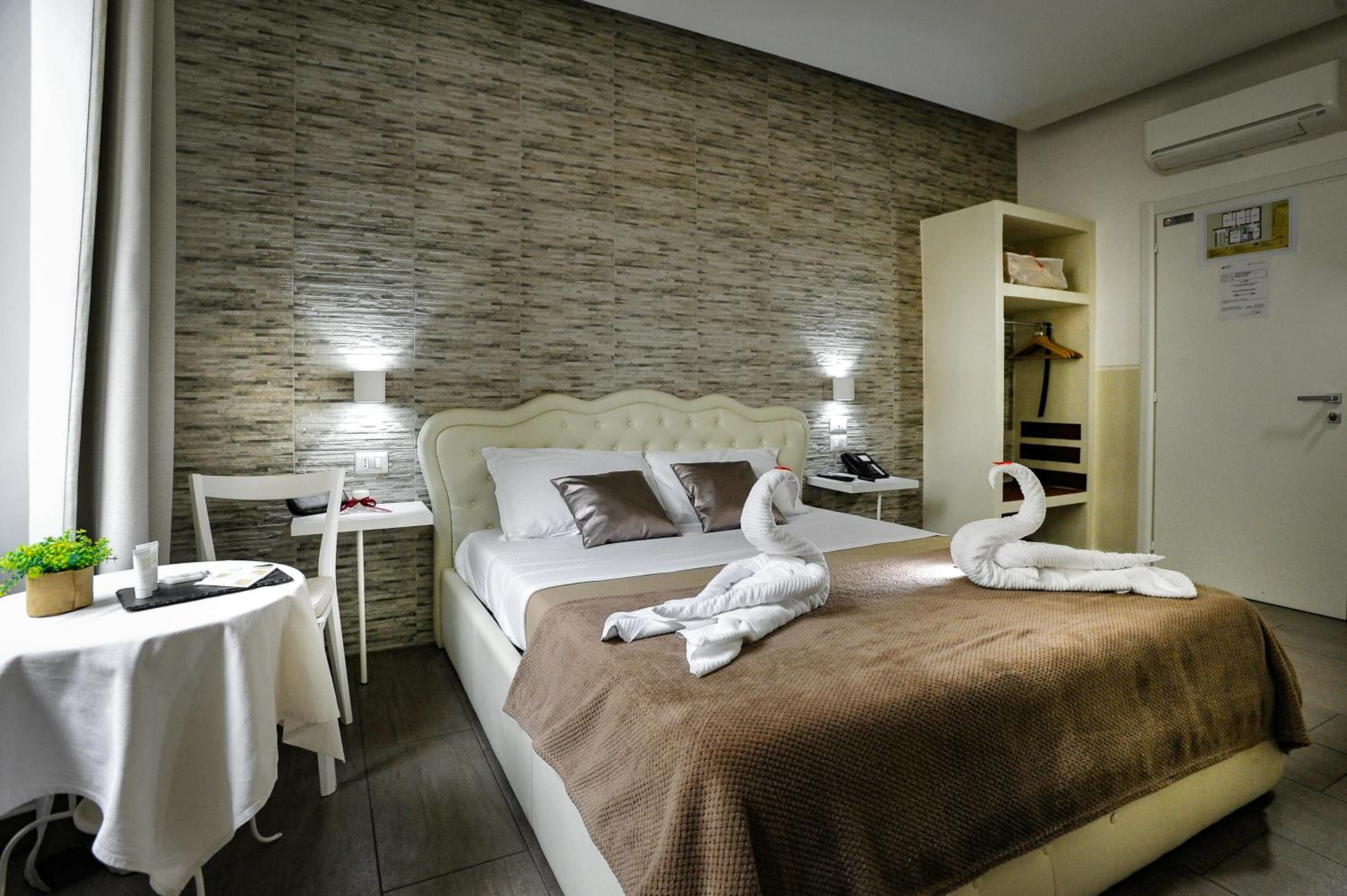 Double Room photo 2