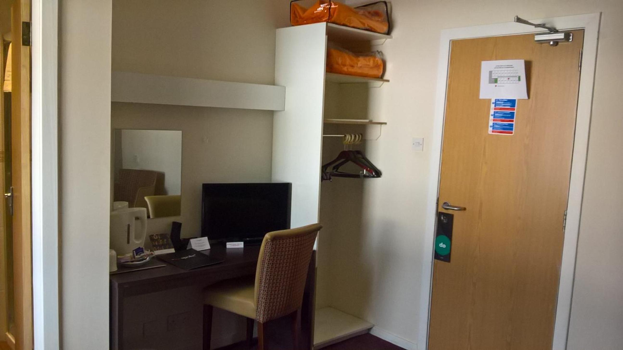 Small Double Room - Photo 6