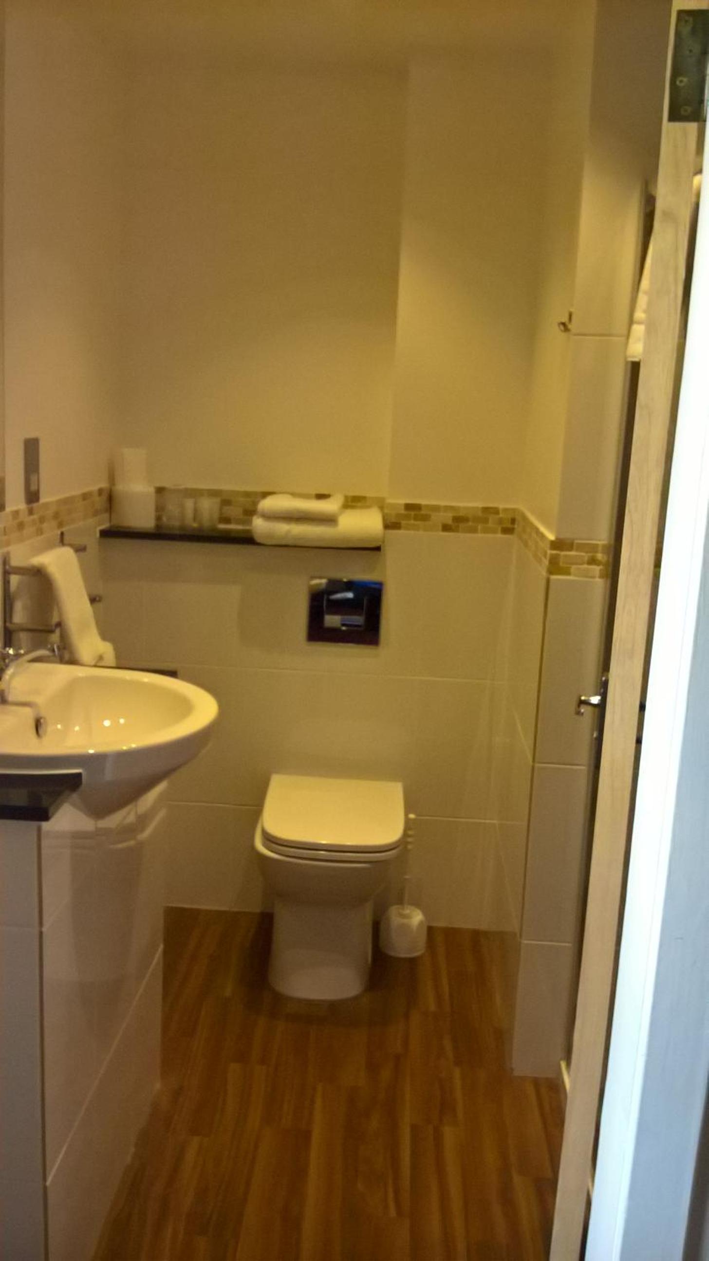 Small Double Room - Photo 3