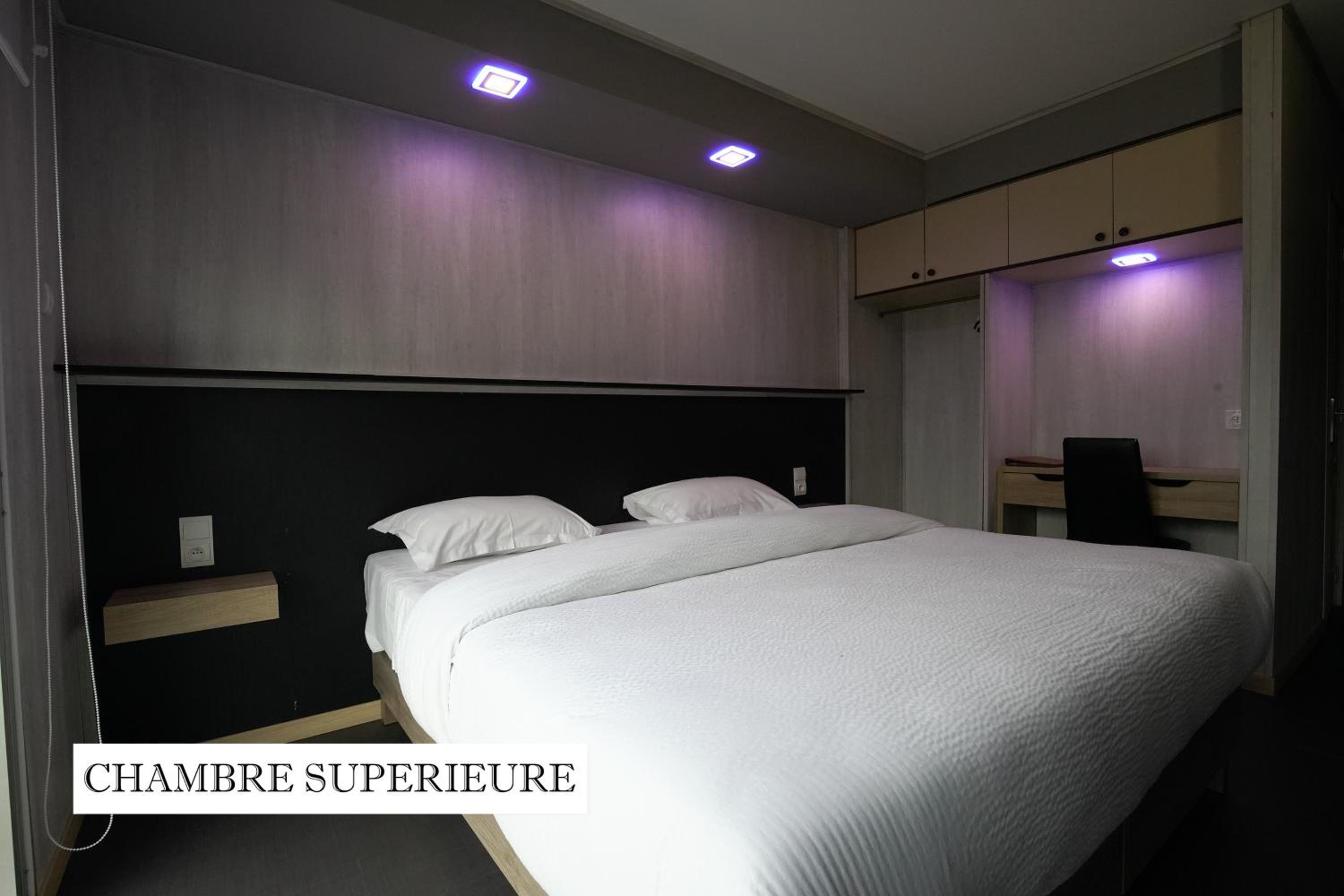 Superior Queen Room photo 2