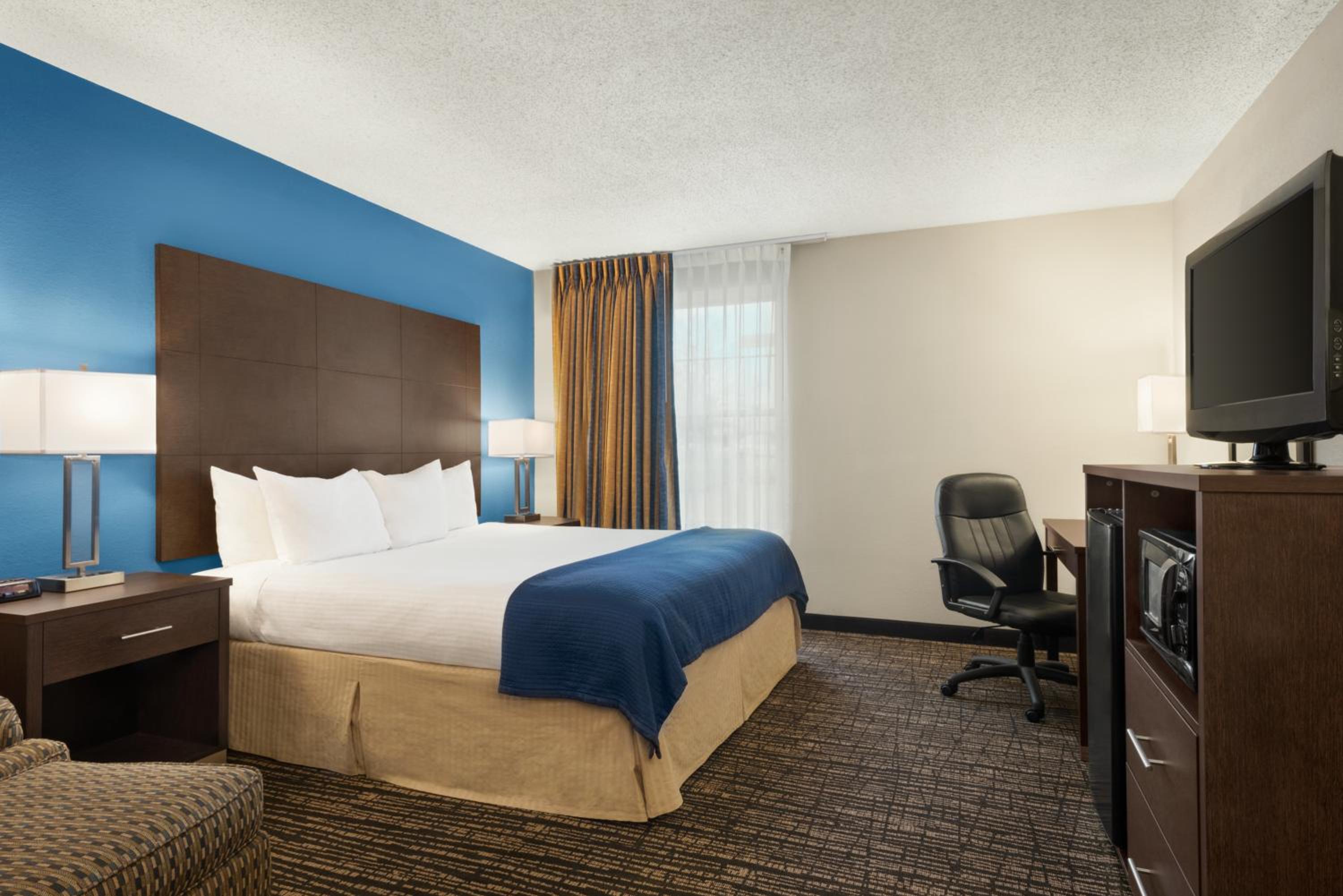 King Room - Disability Access/Non-Smoking - Photo 1
