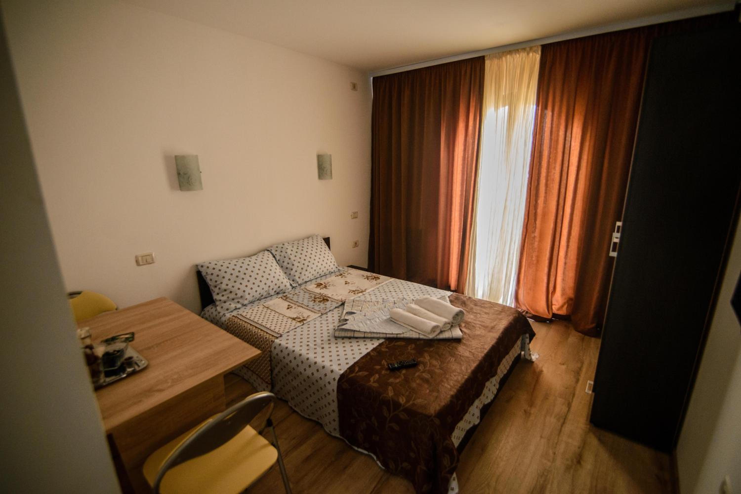 Budget Double Room photo 1