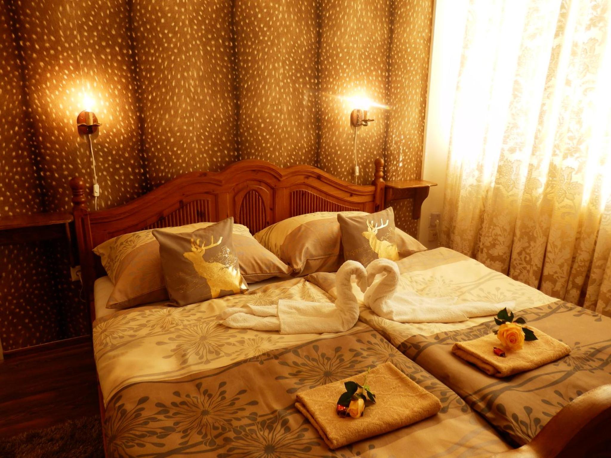 Large Double Room photo 1