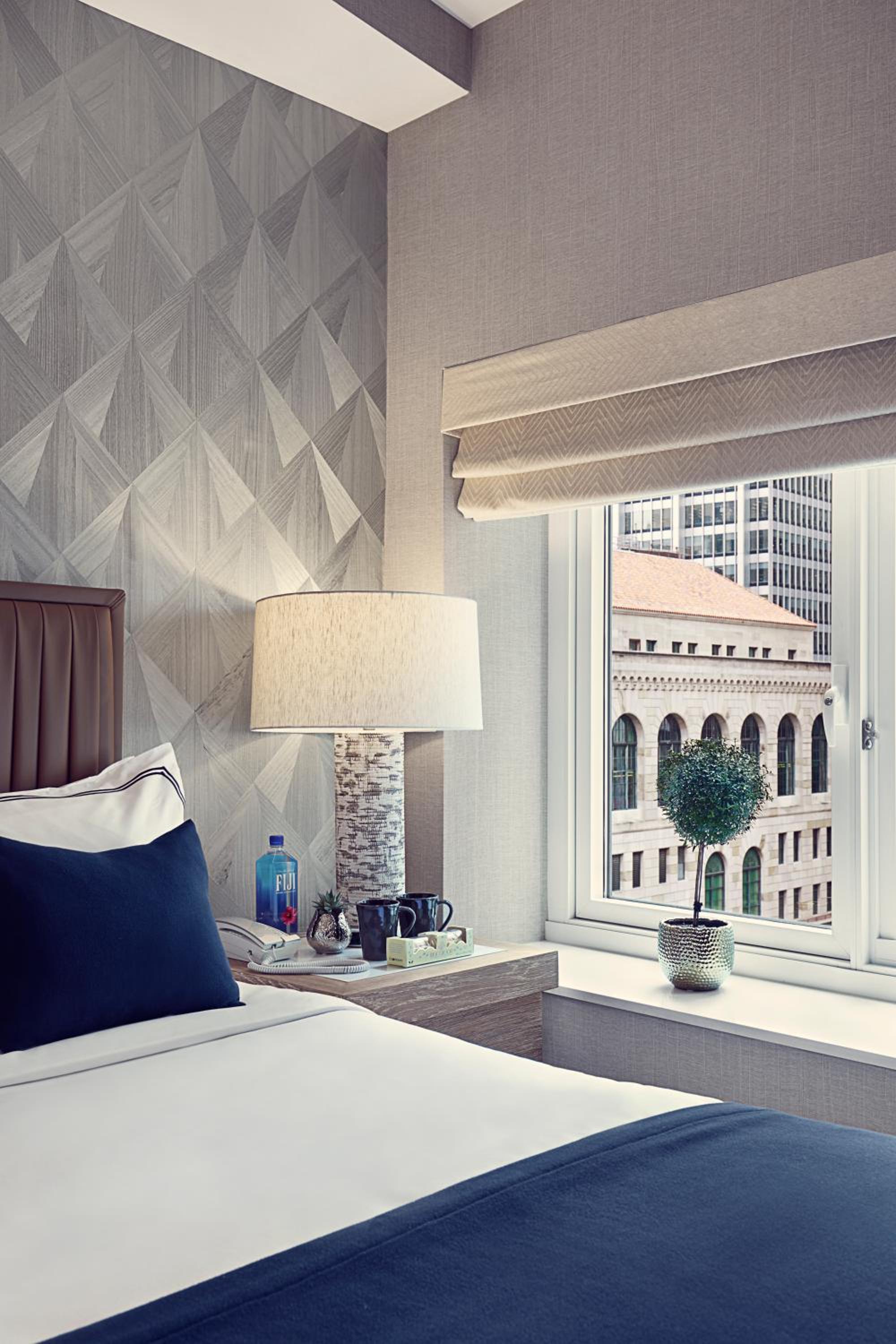 Deluxe Queen Room