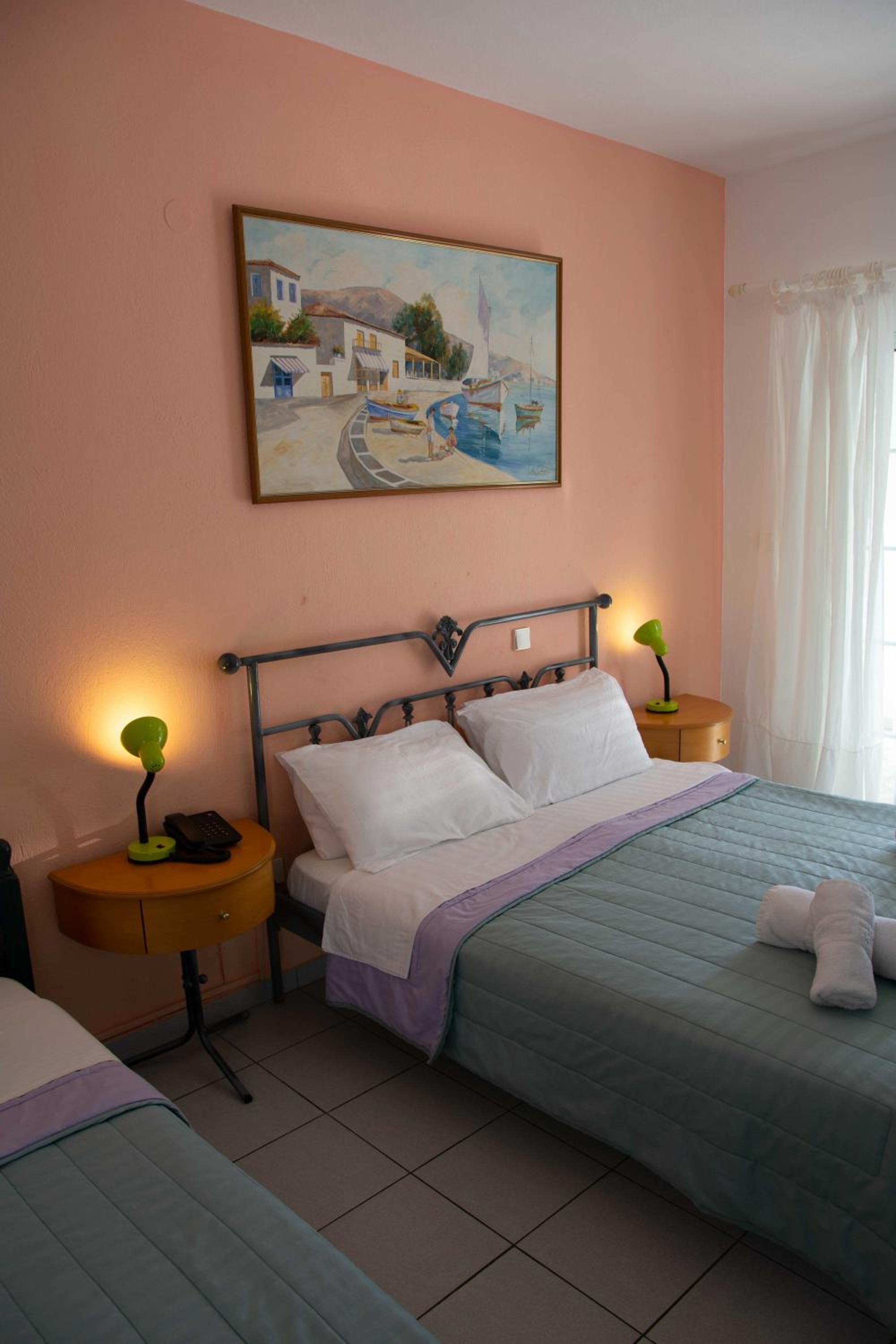 Standard Double Room - Photo 2