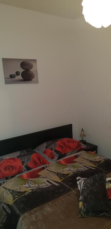 Two-Bedroom Apartment - Photo 7