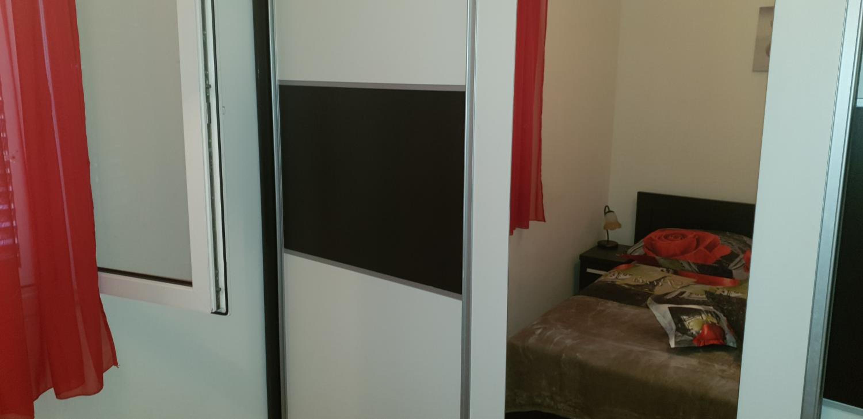 Two-Bedroom Apartment - Photo 8