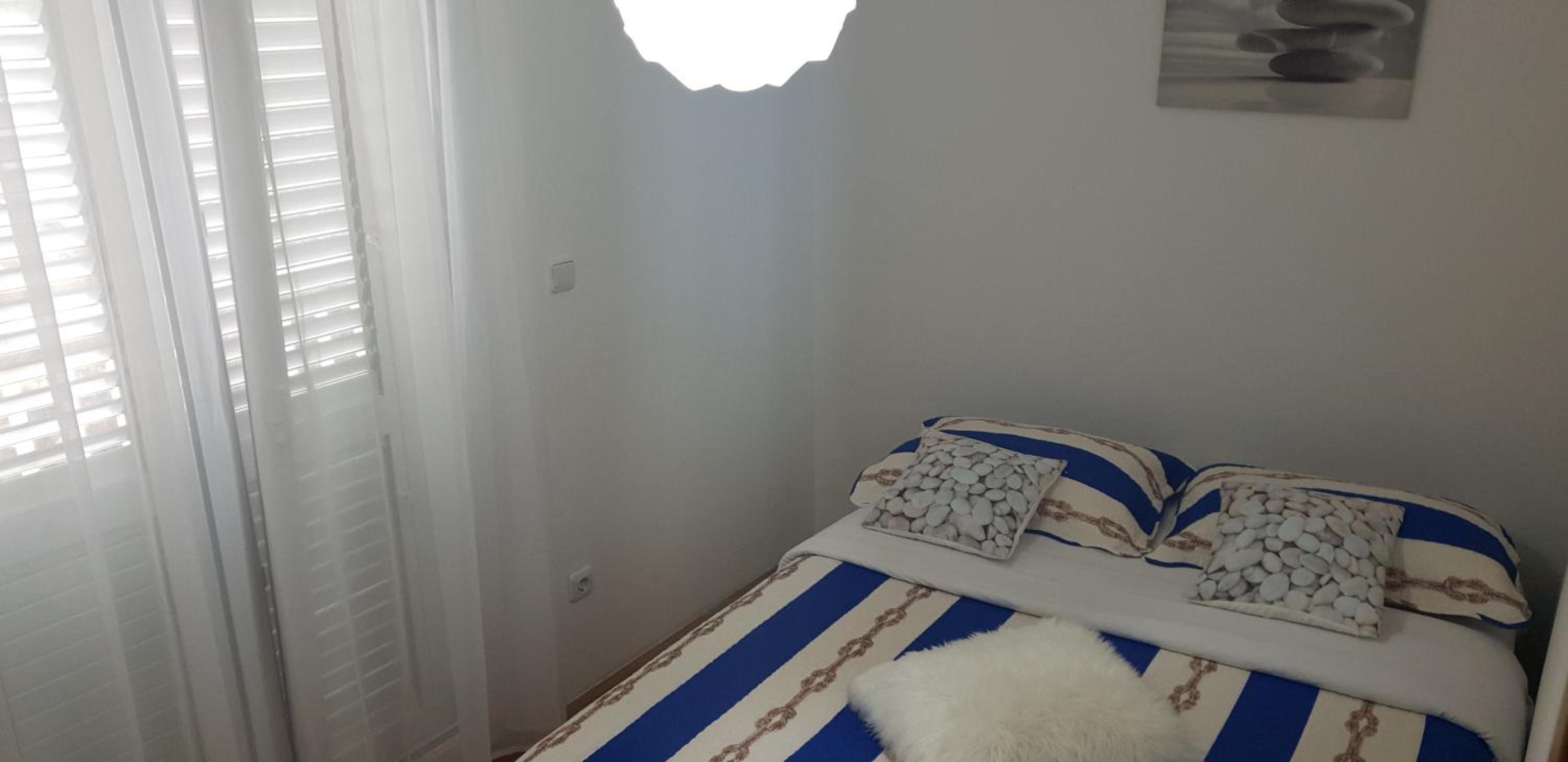 Two-Bedroom Apartment - Photo 9