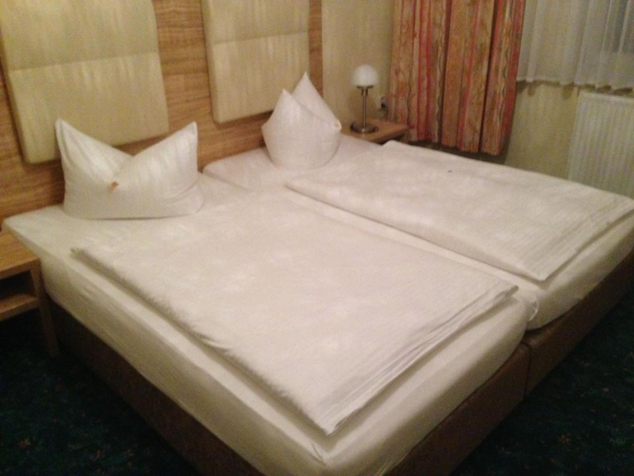 Standard Double Room - Photo 1