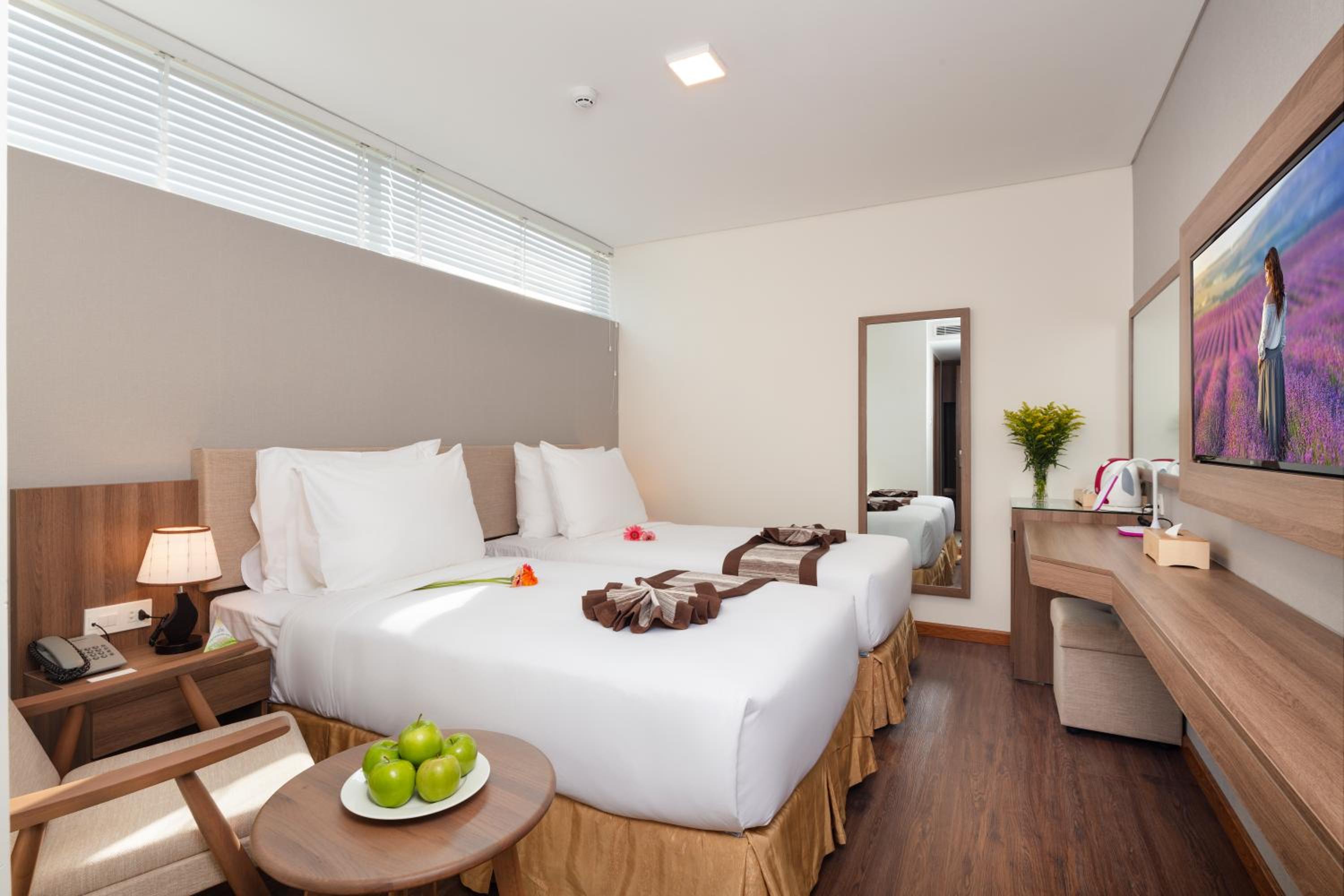 Superior Double or Twin Room with No Window - Photo 3