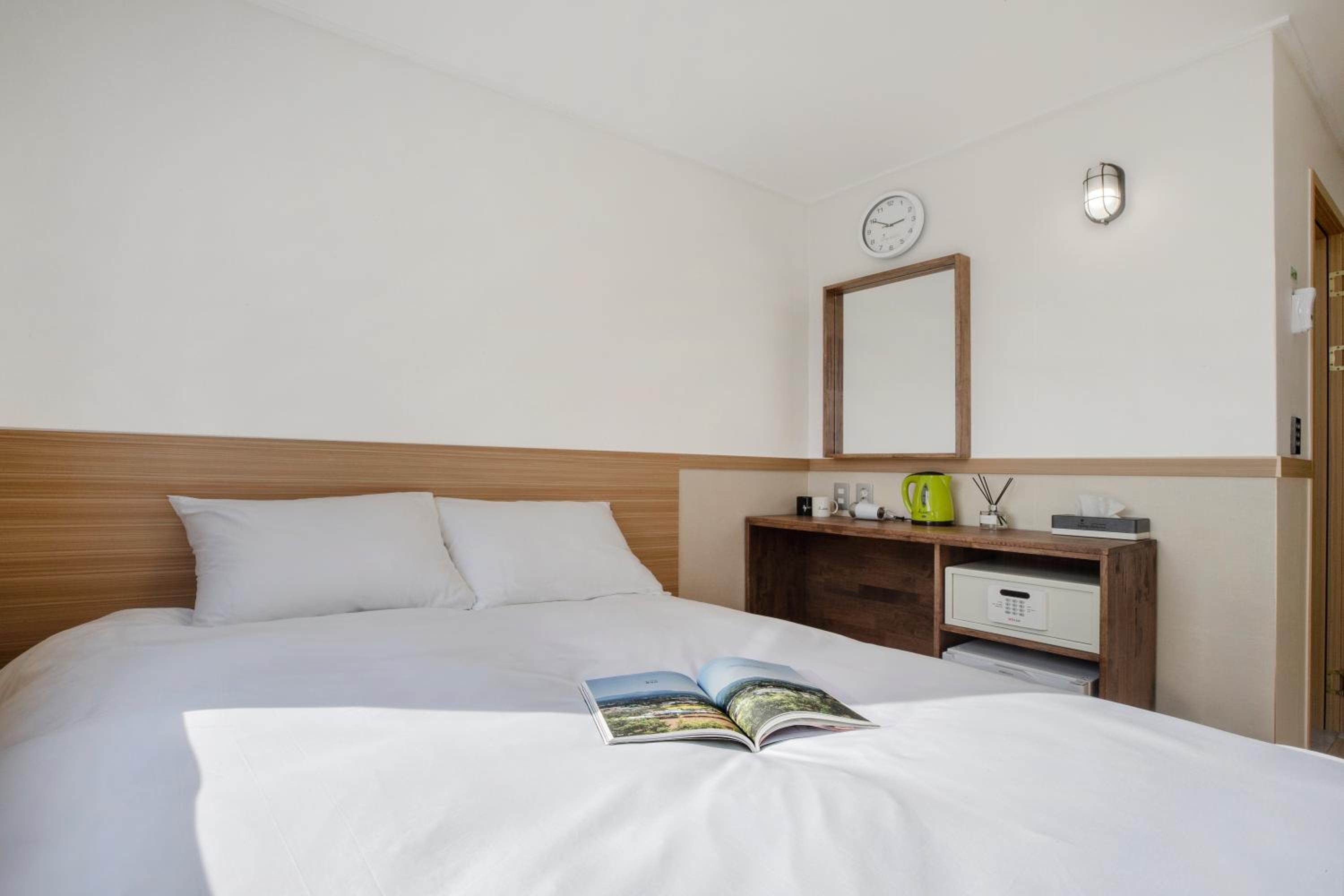Deluxe Double Room - Photo 2