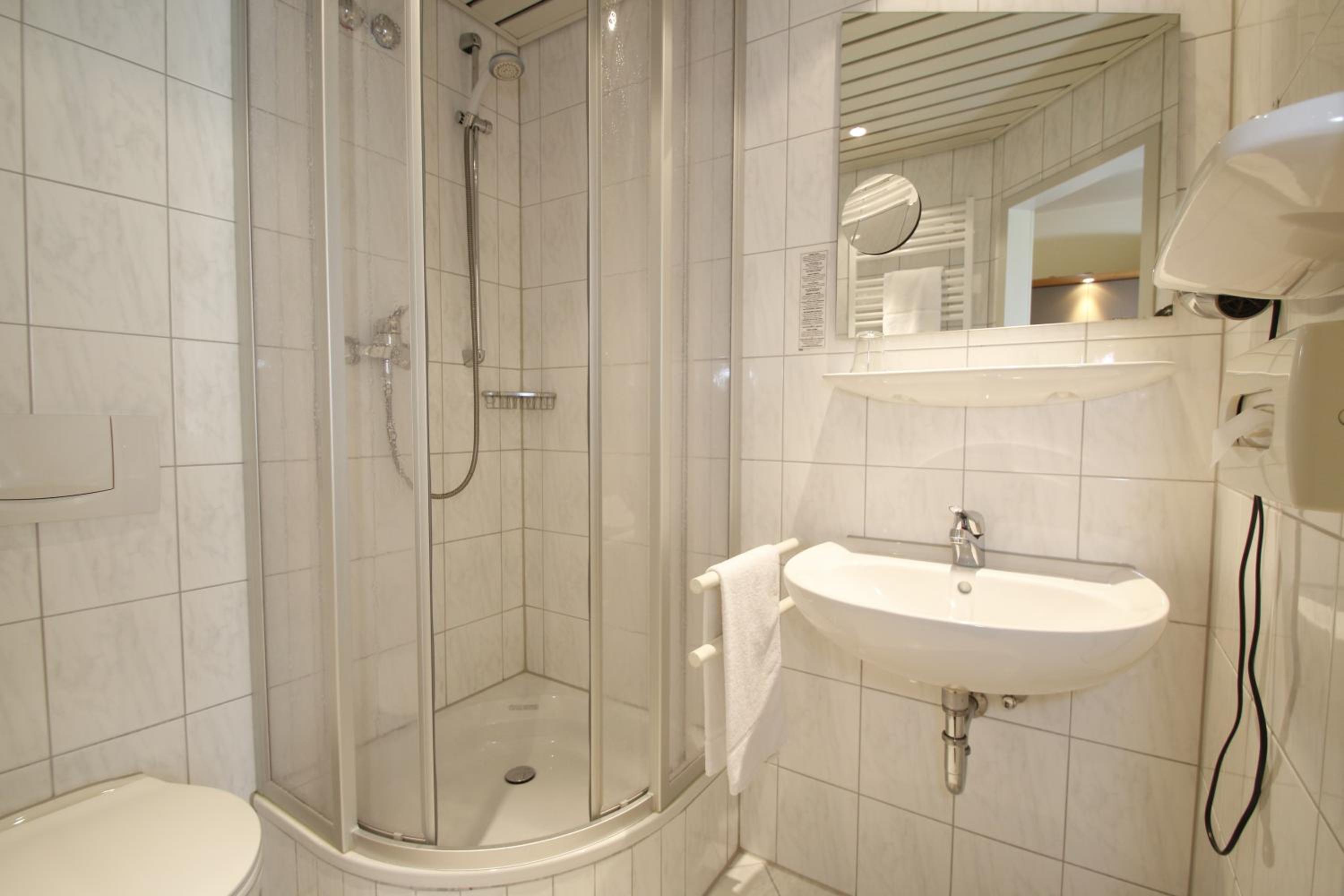 Double Room - Photo 3