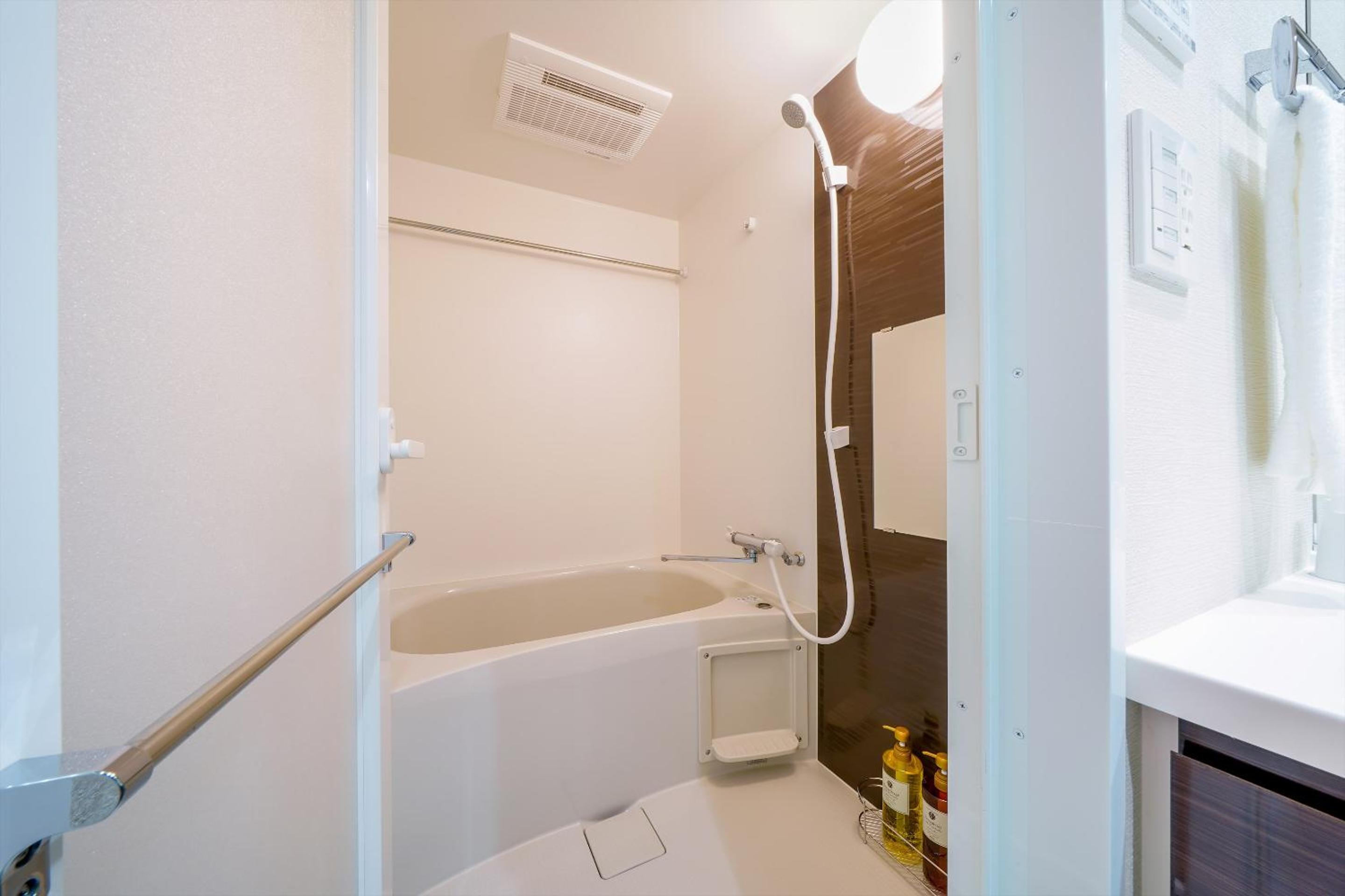 Apartment with Two Bunk Beds - Photo 20