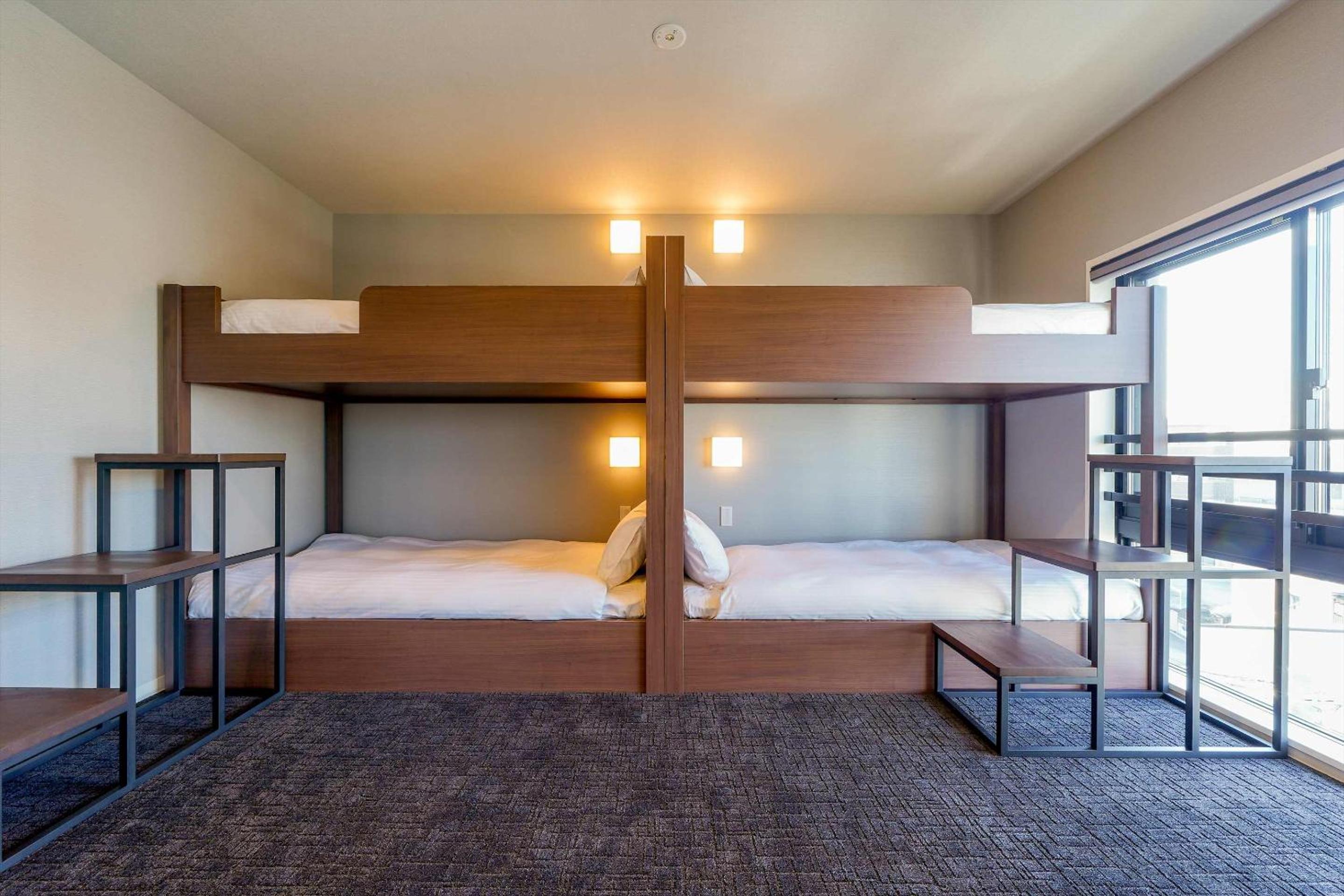 Apartment with Two Bunk Beds - Photo 19
