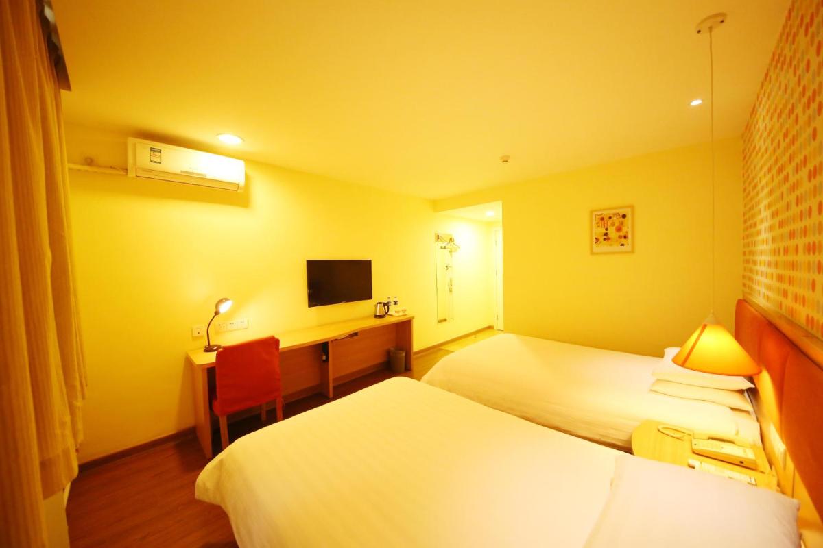Mainland Chinese Citizens - Cosy Double Room photo 2