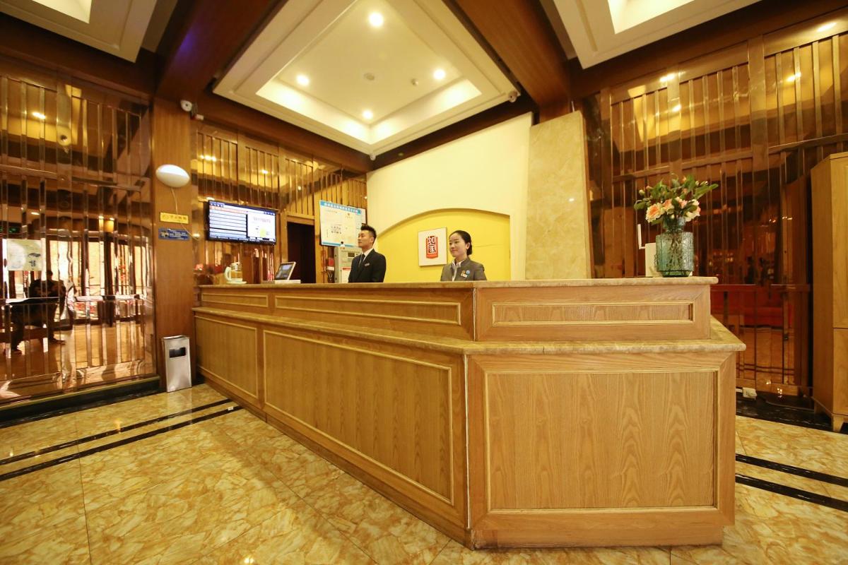 Mainland Chinese Citizens - Business Queen Room photo 3