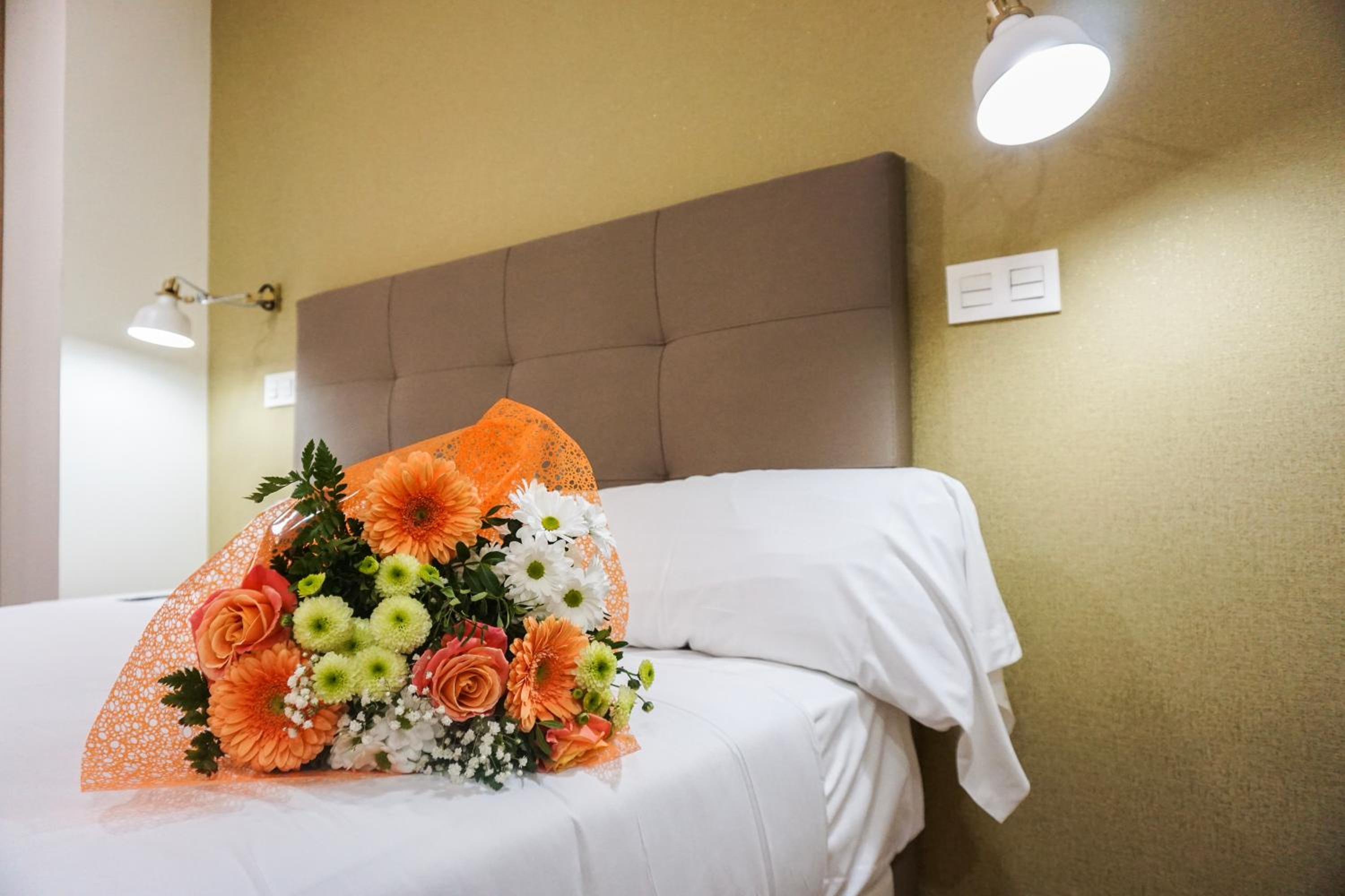 Double Room - Photo 2